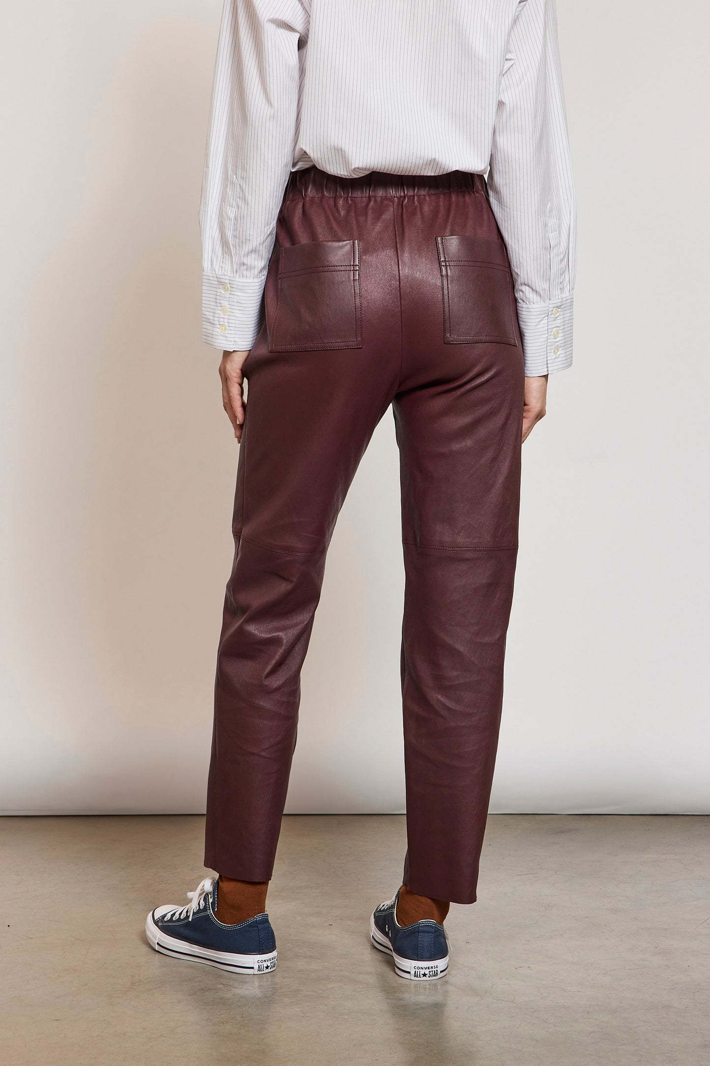 PANTALON EN CUIR STRETCH CHOCOLAT