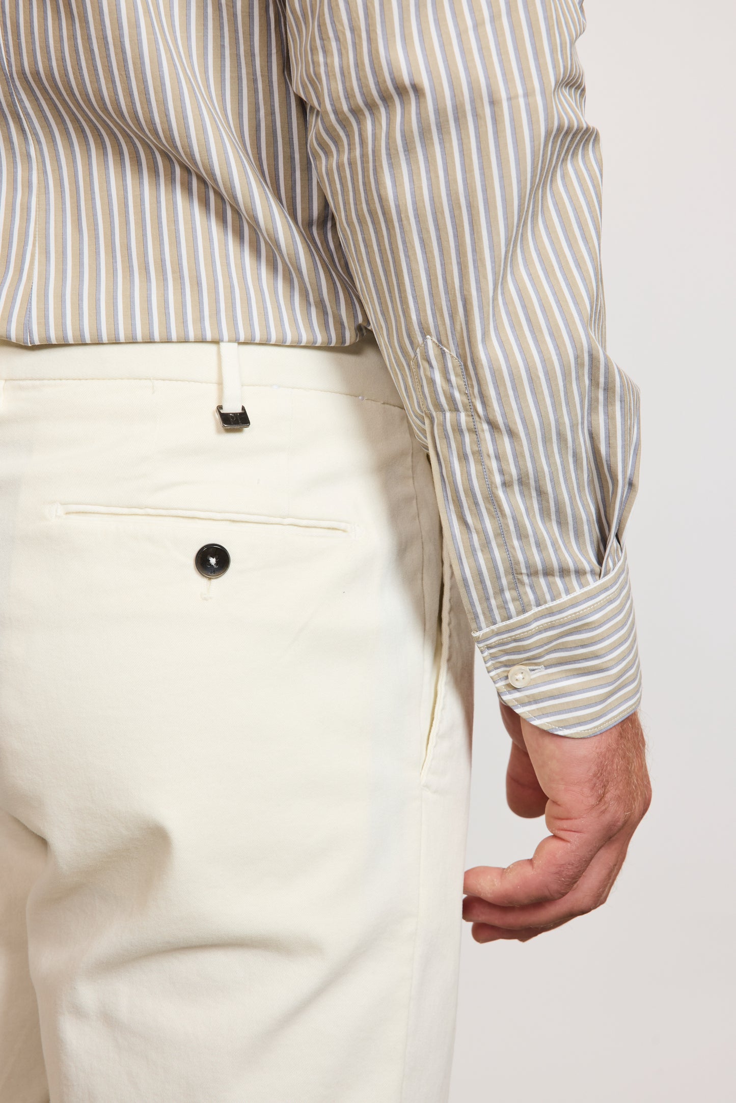 PANTALON SLIM GABARDINE OFF WHITE