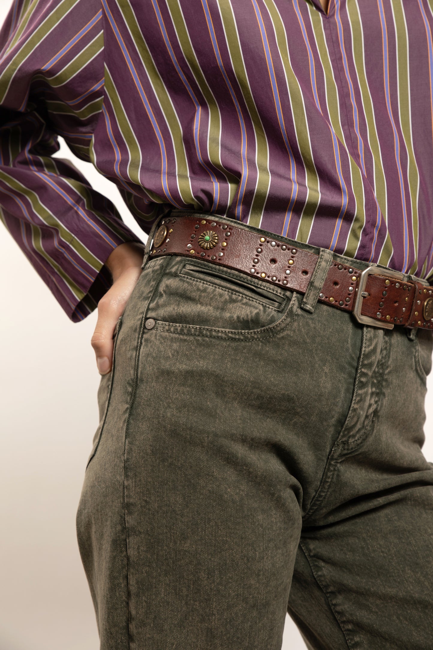 JEAN DROIT DÉLAVÉ VERT