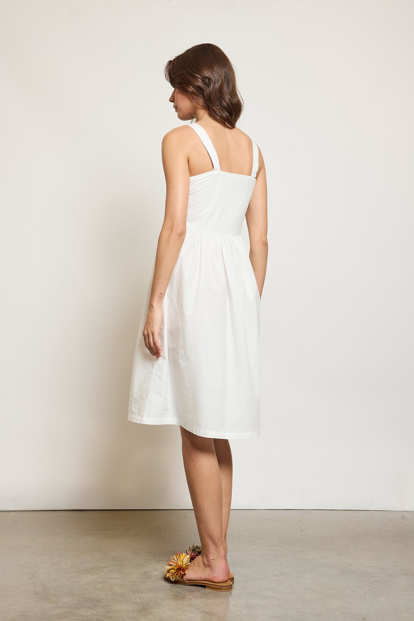 STRAPS DRESS WHITE