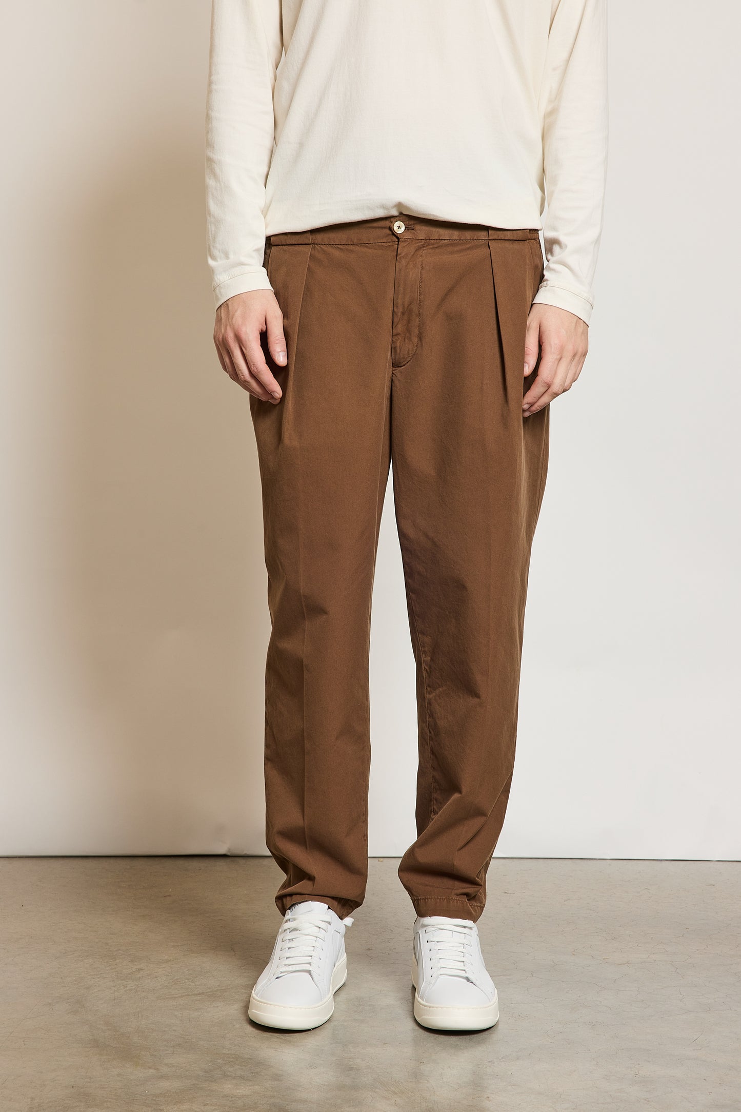 DOUBLE PLEATE TROUSERS BROWN