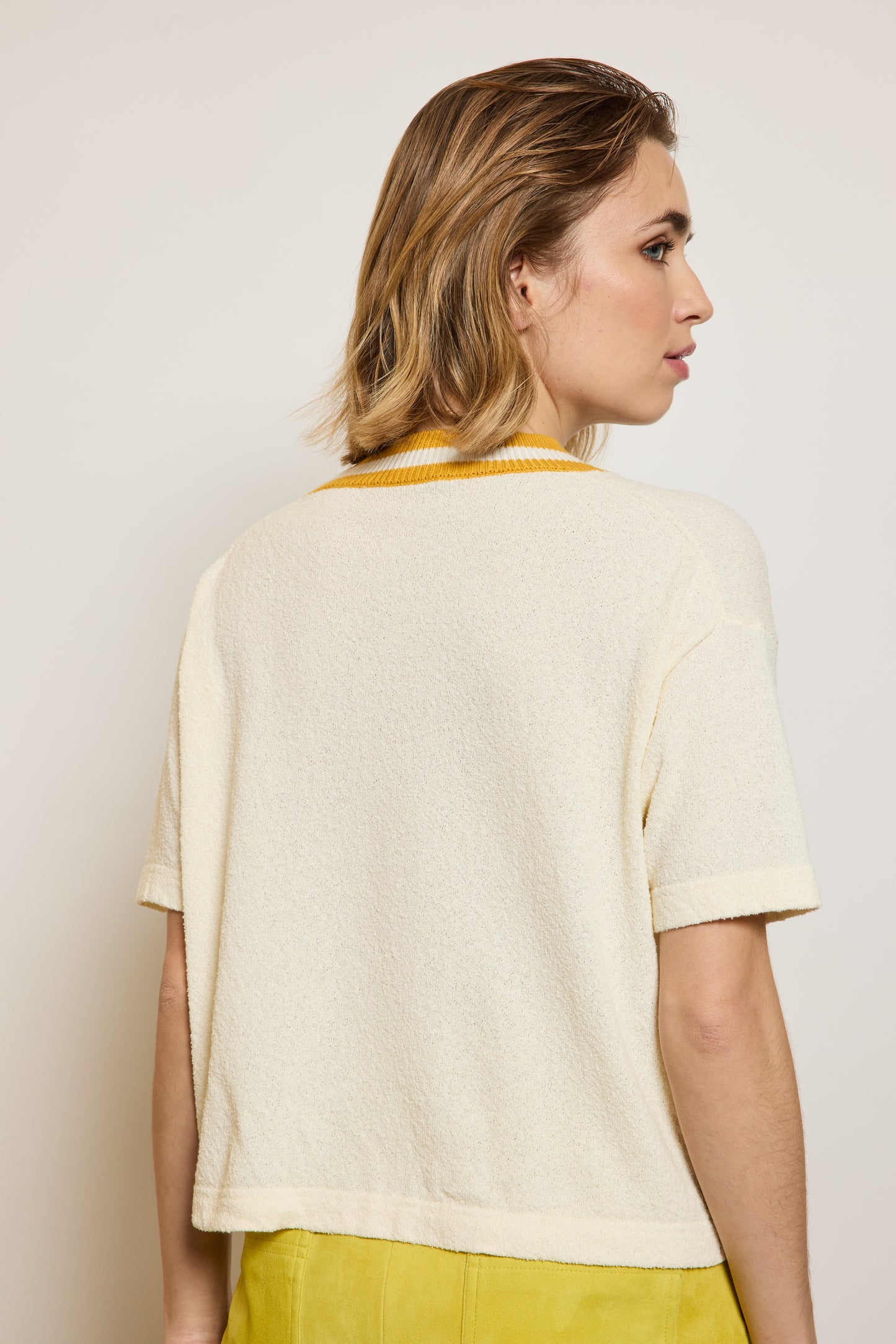 T-SHIRT EN BOUCLETTE ÉCRU
