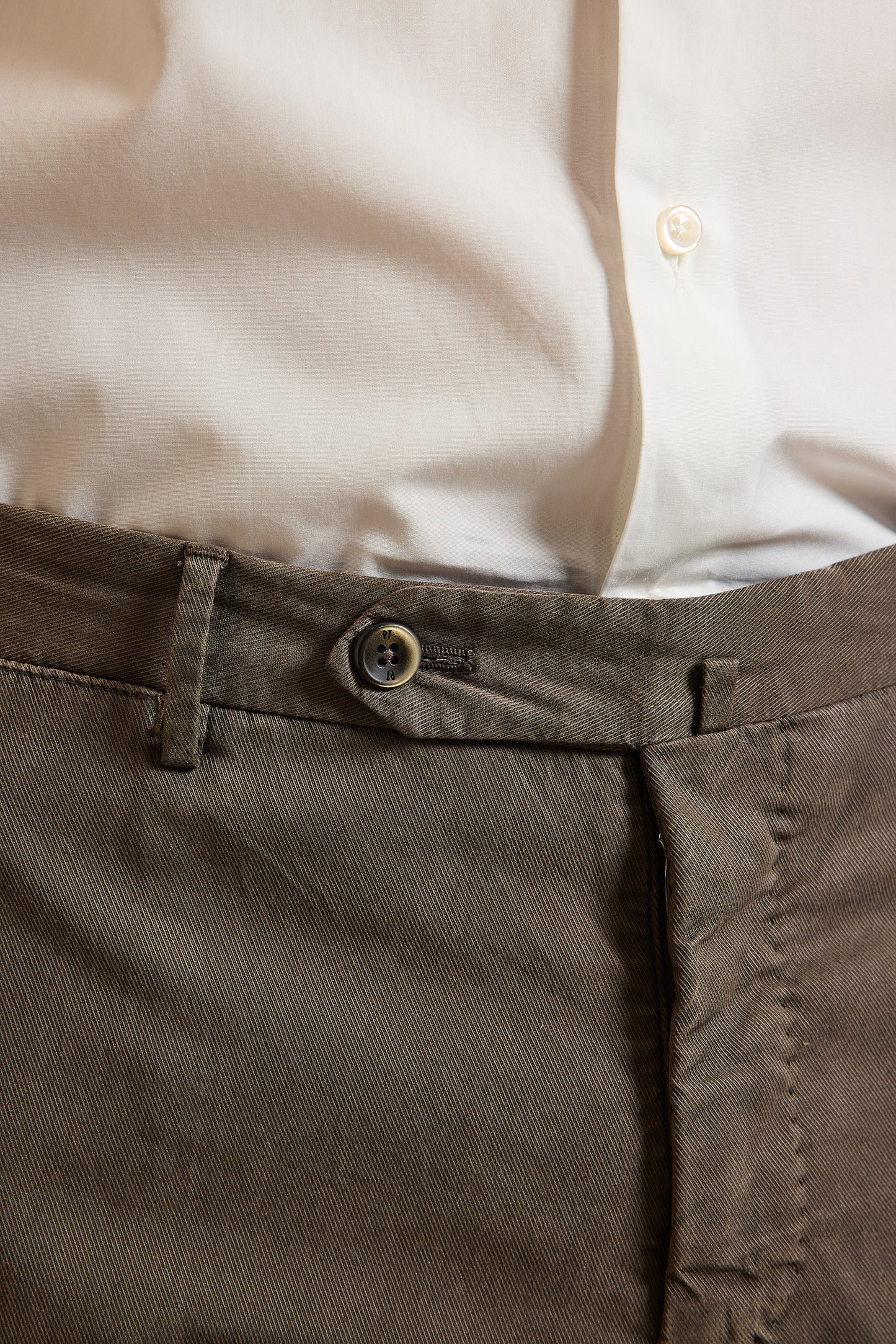 PANTALON SLIM FIT CHOCOLAT