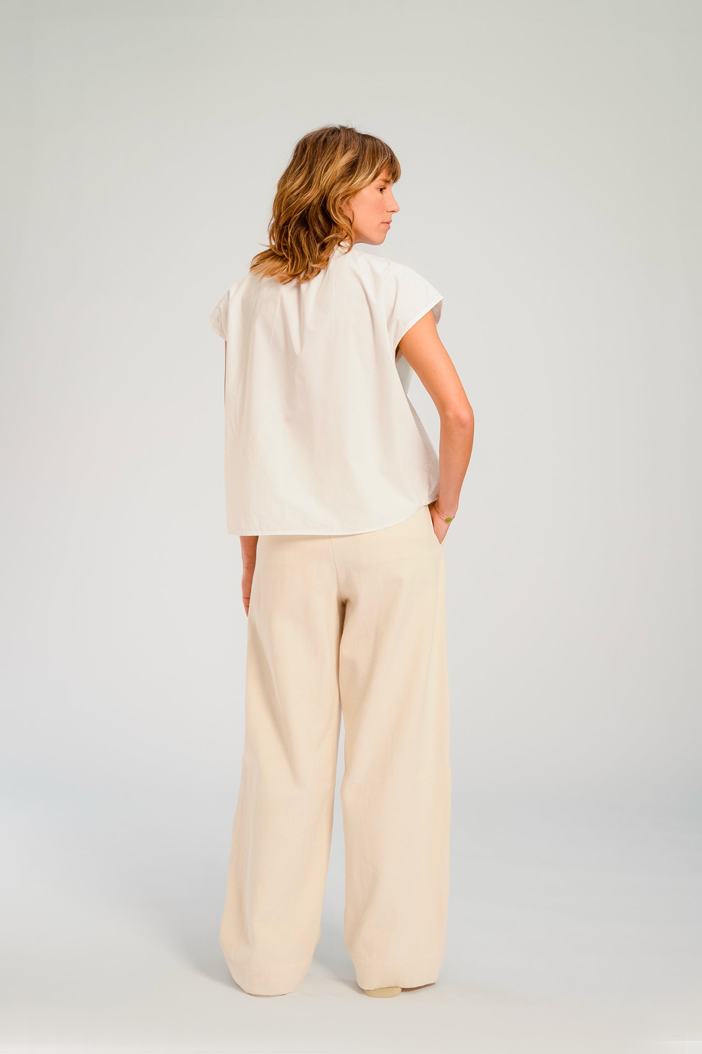 BLOUSE SANS MANCHE BLANC