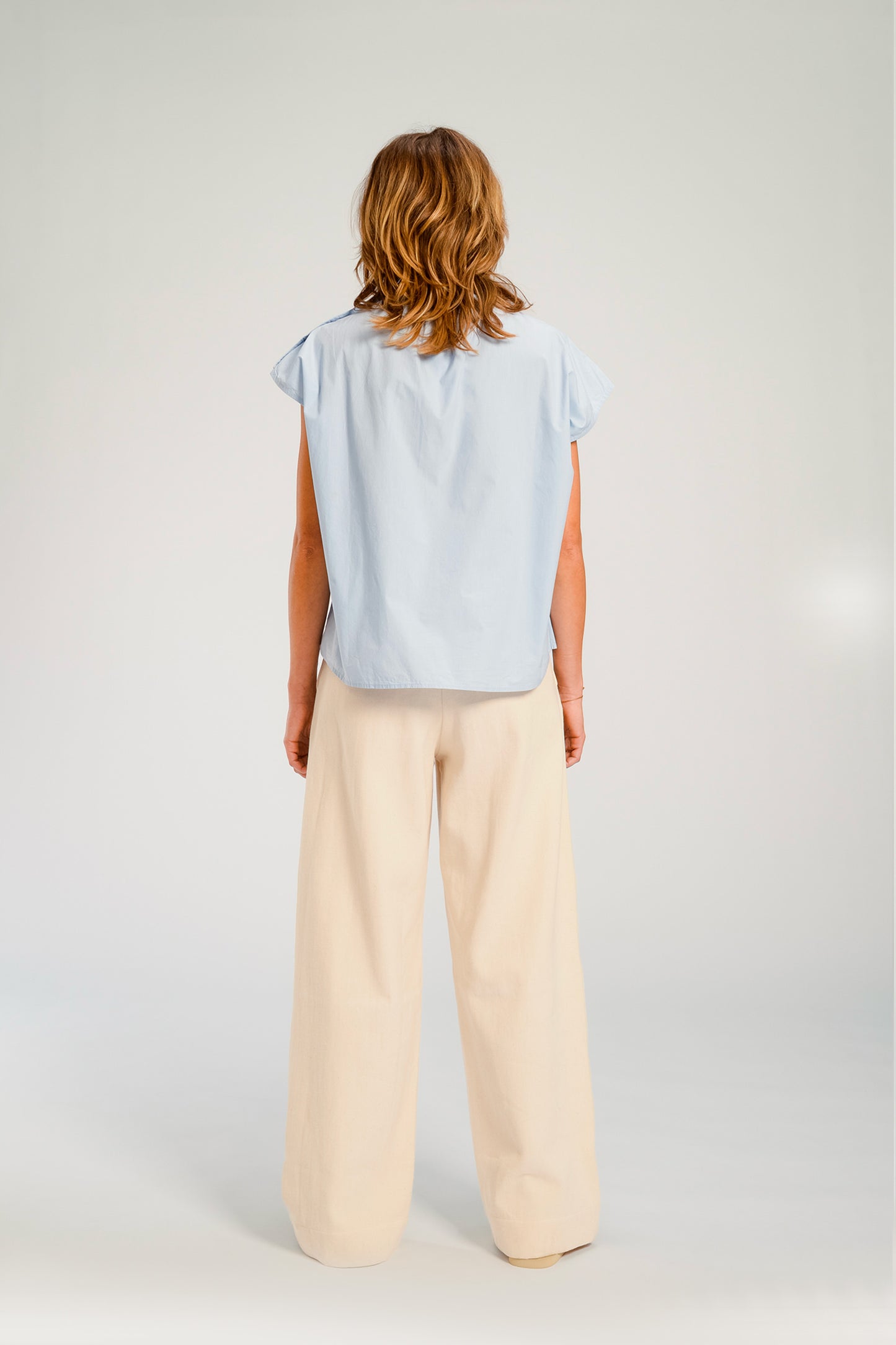 BLOUSE SANS MANCHE CIEL