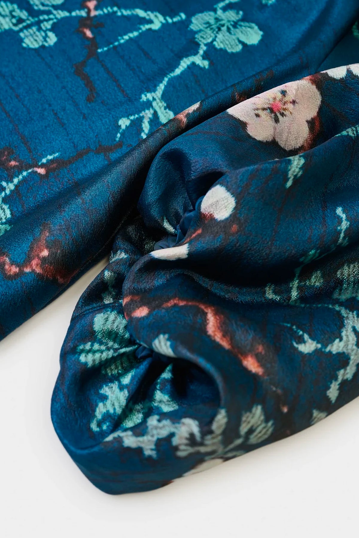 ROBE JAPAN CANARD