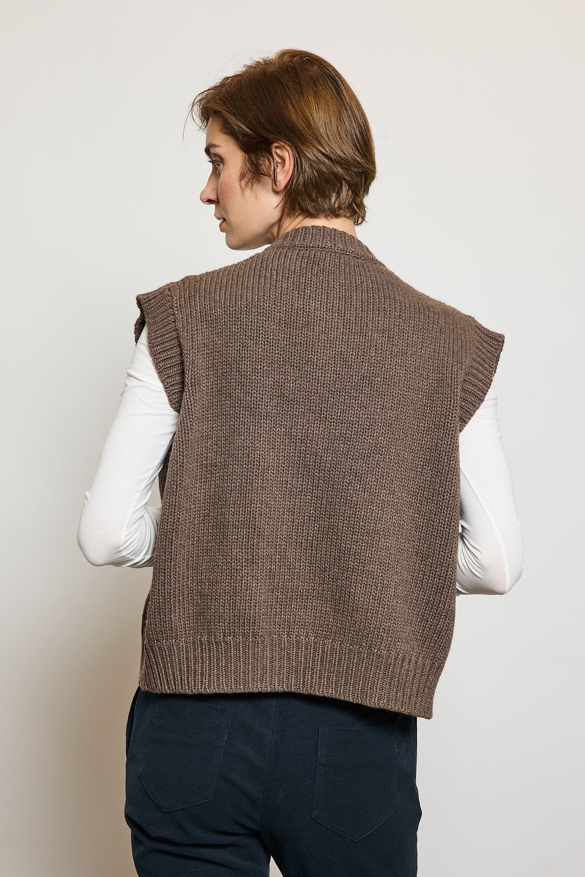 EMBROIDERED CARDIGAN TAUPE