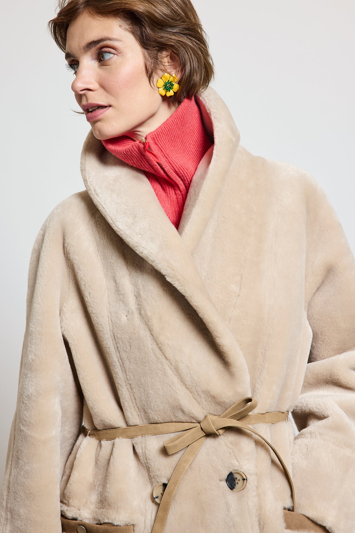COAT IN FAUX FUR BEIGE