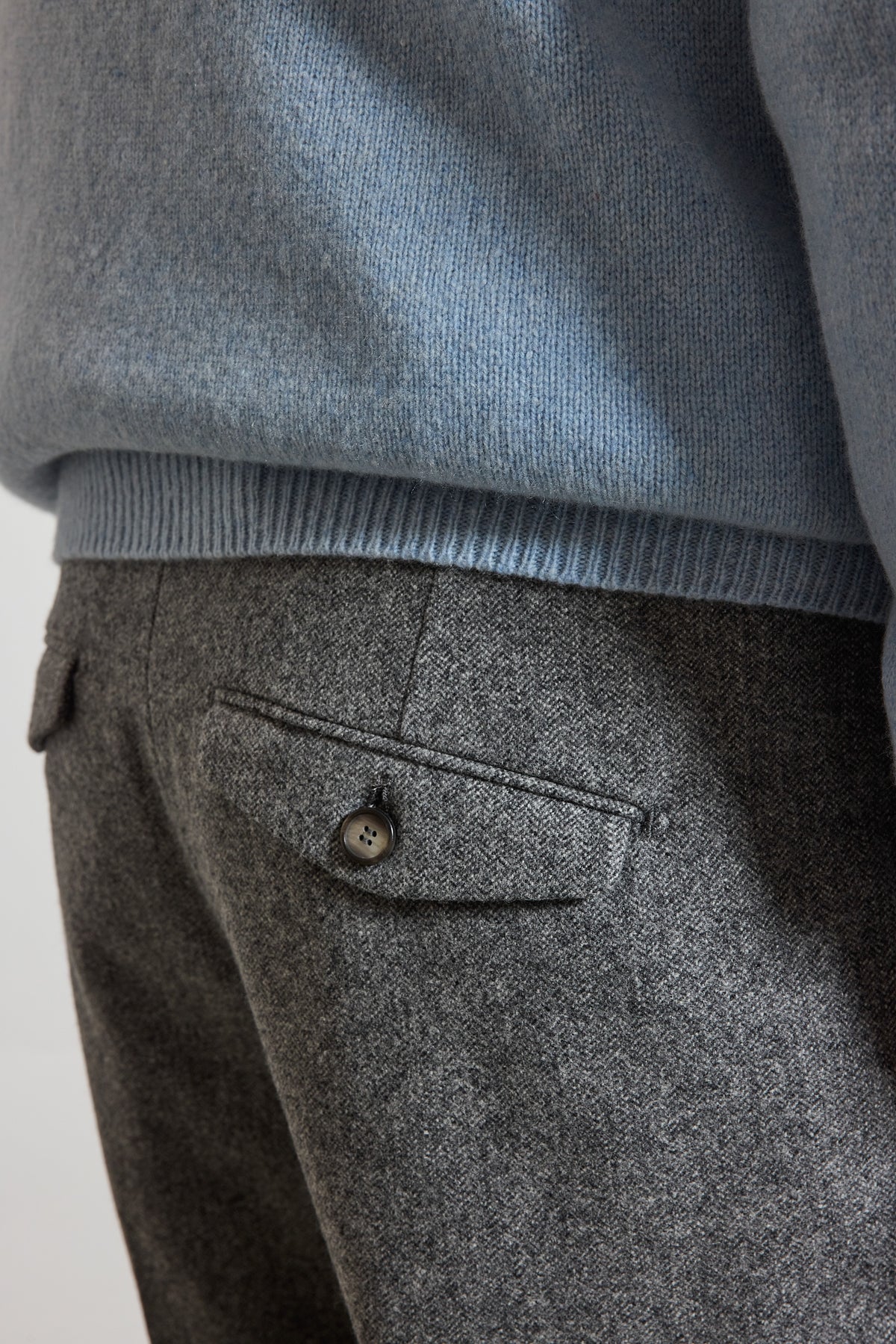 PANTALON EN FLANELLE GRIS