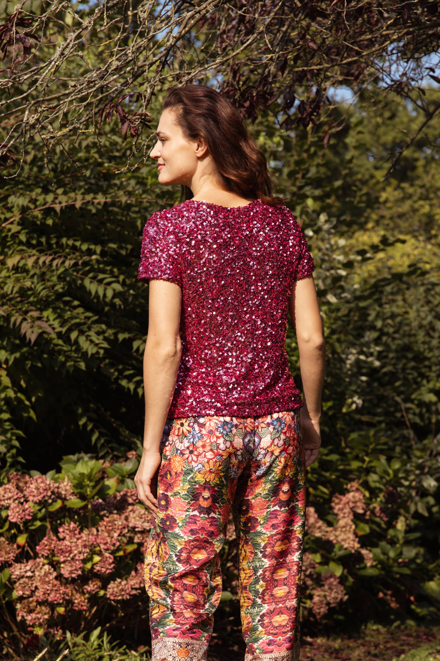 T-SHIRT À SEQUINS FUSCHIA