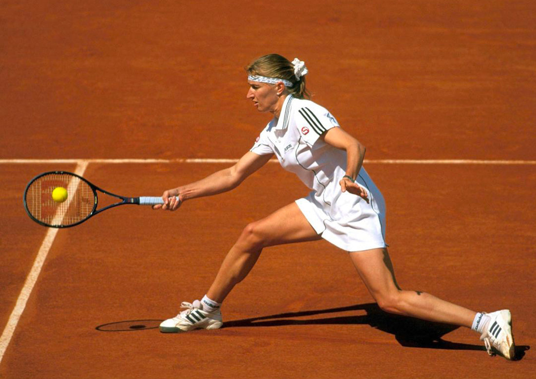 2025 joue là comme Steffi...