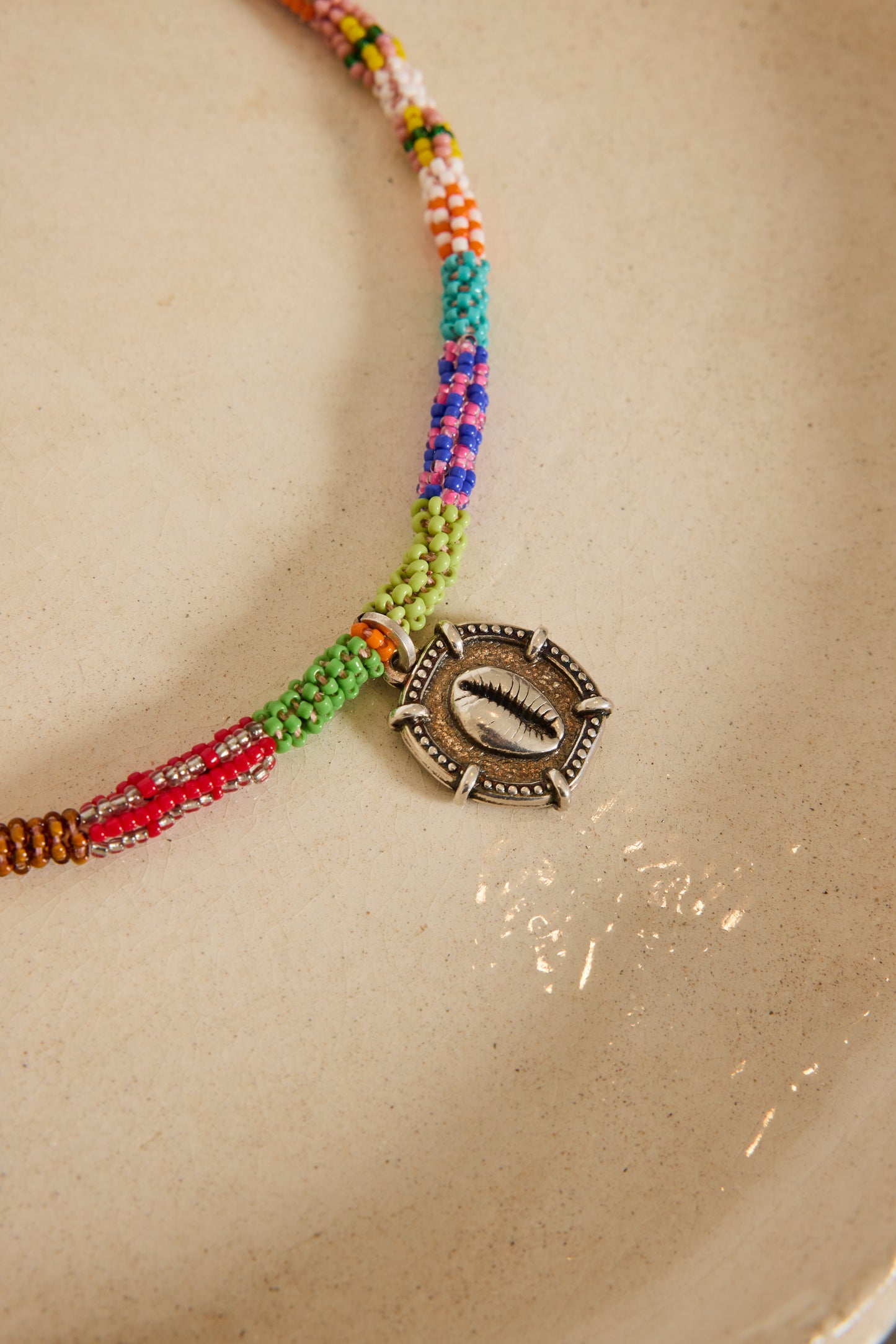 PEARLS NECKLACE MULTICOLORED