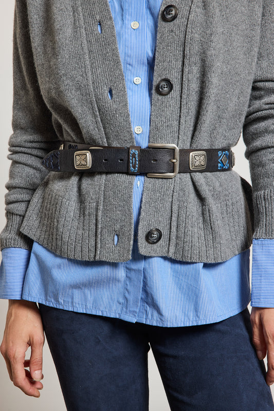 CEINTURE EN CUIR BRODÉE MARINE