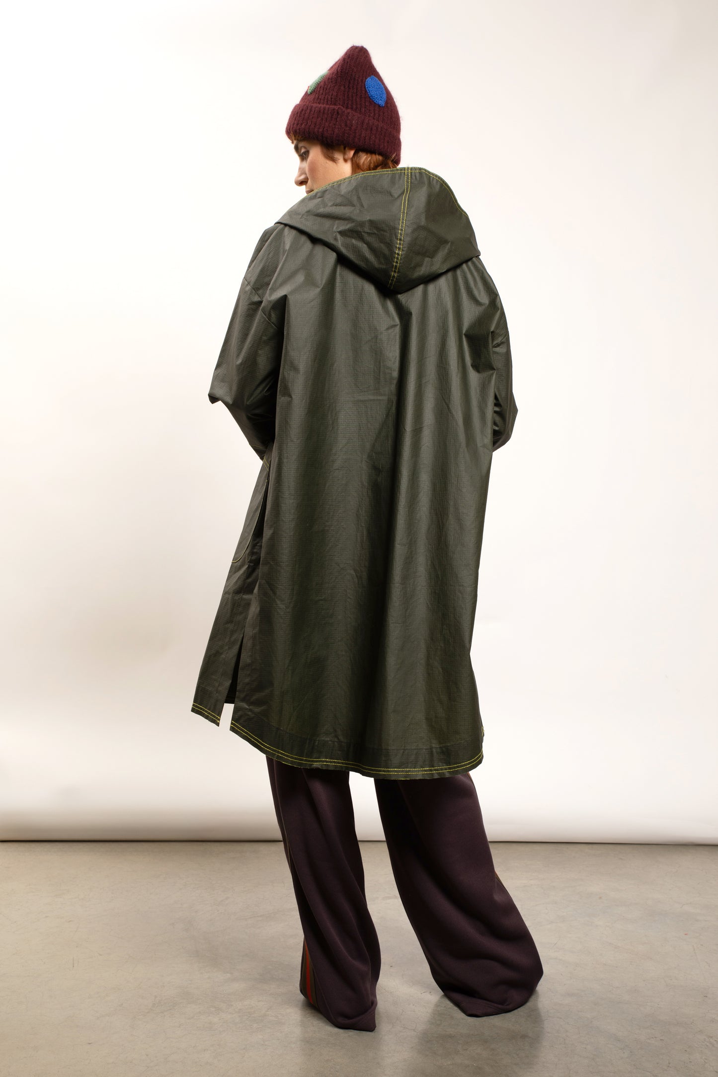 BICOLORED RAINCOAT GREEN