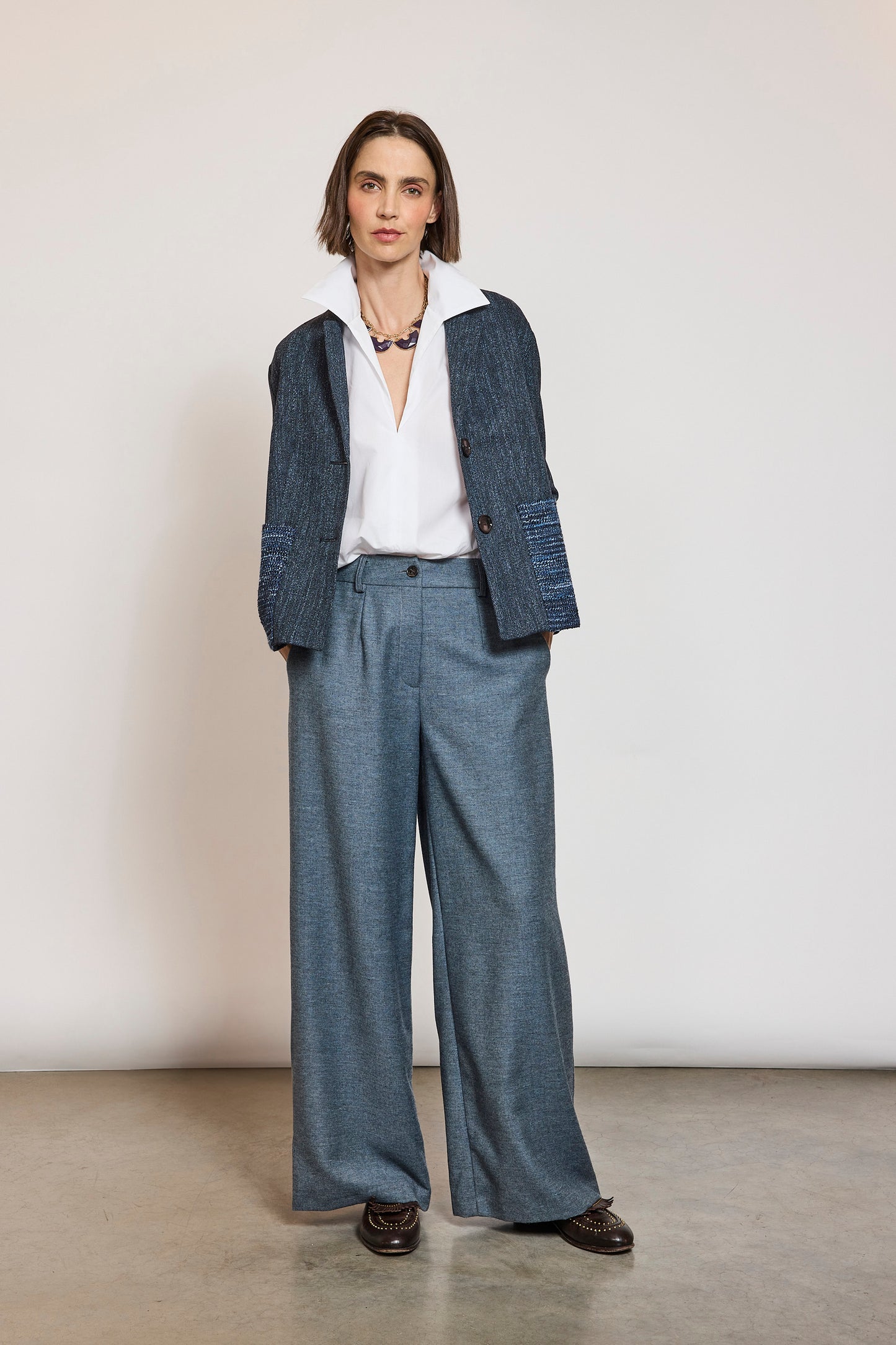 PATCH POCKETS JACKET BLUE DENIM