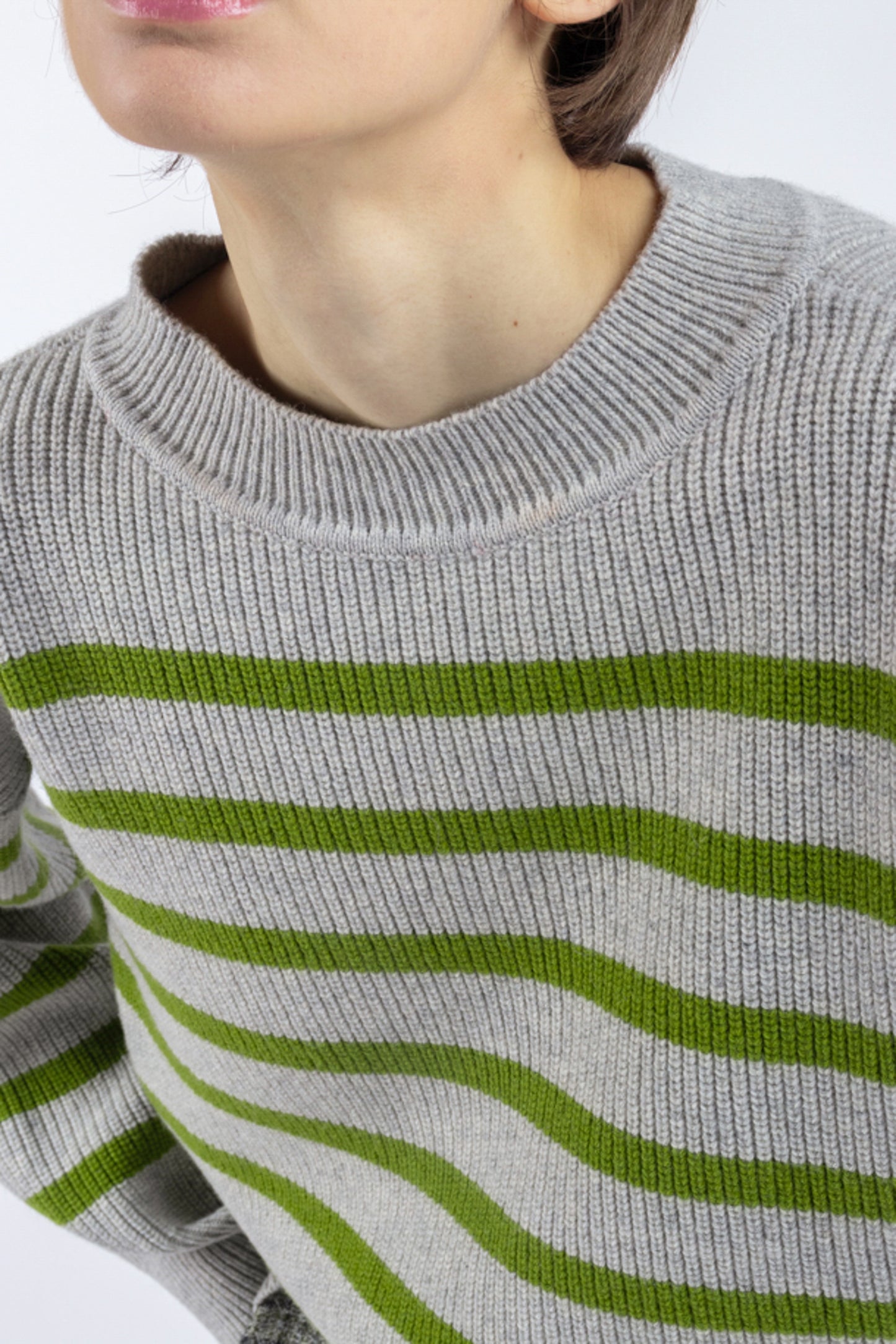 STRIPES SWEATER GREY