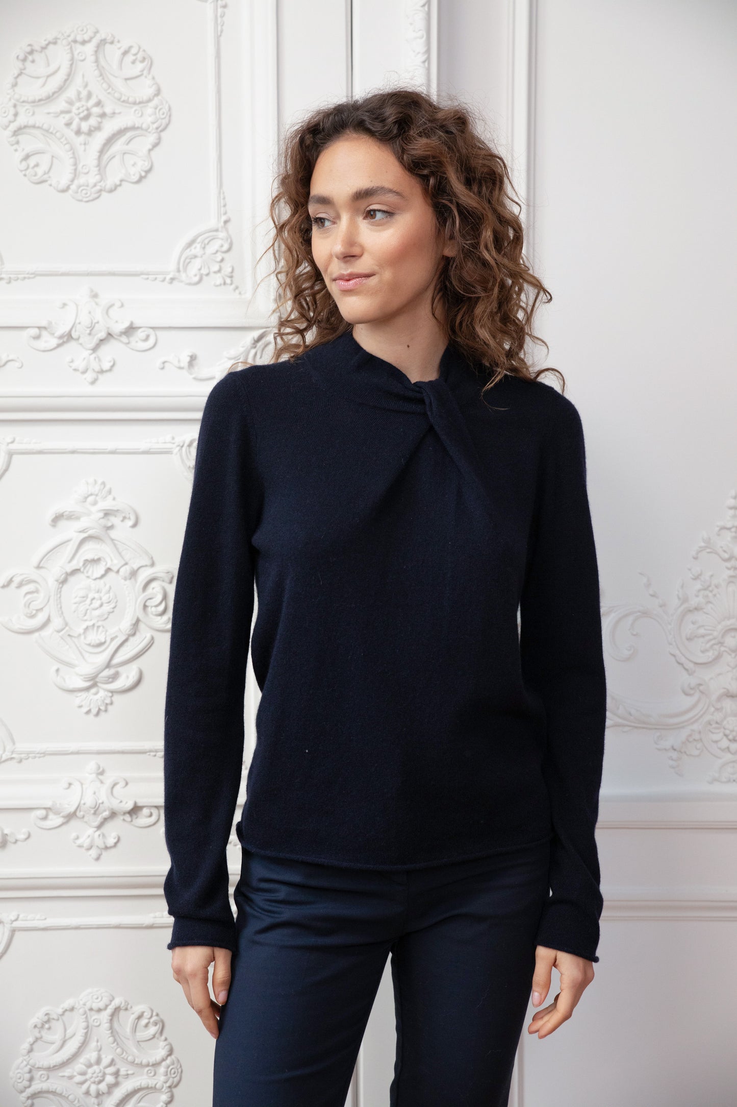 KNOTTED SWEATER NAVY