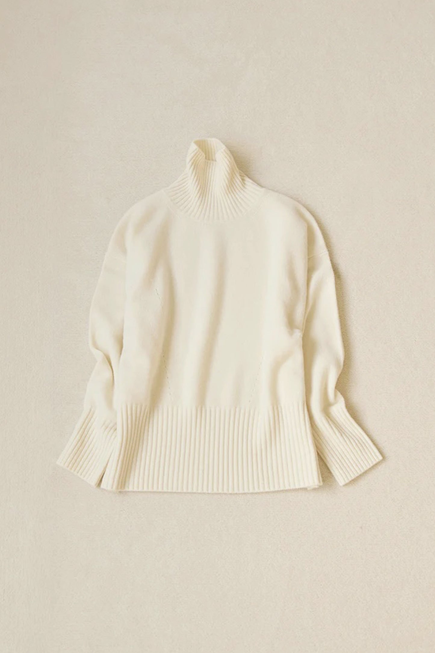 OVERSIZED TURTLENECK OFF-WHITE