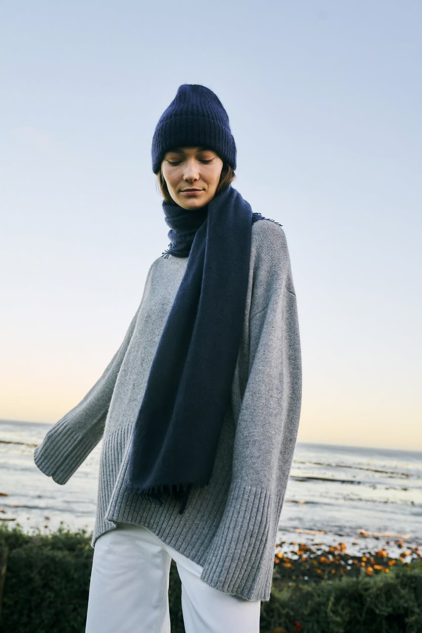 CASHMERE SCARF NAVY