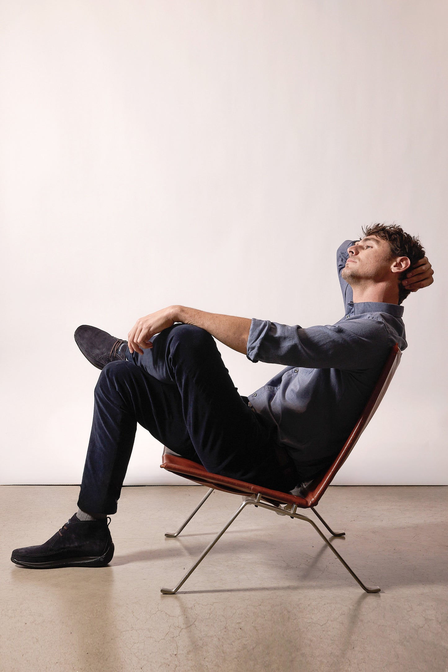 PANTALON SLIM VELOURS LISSE MARINE