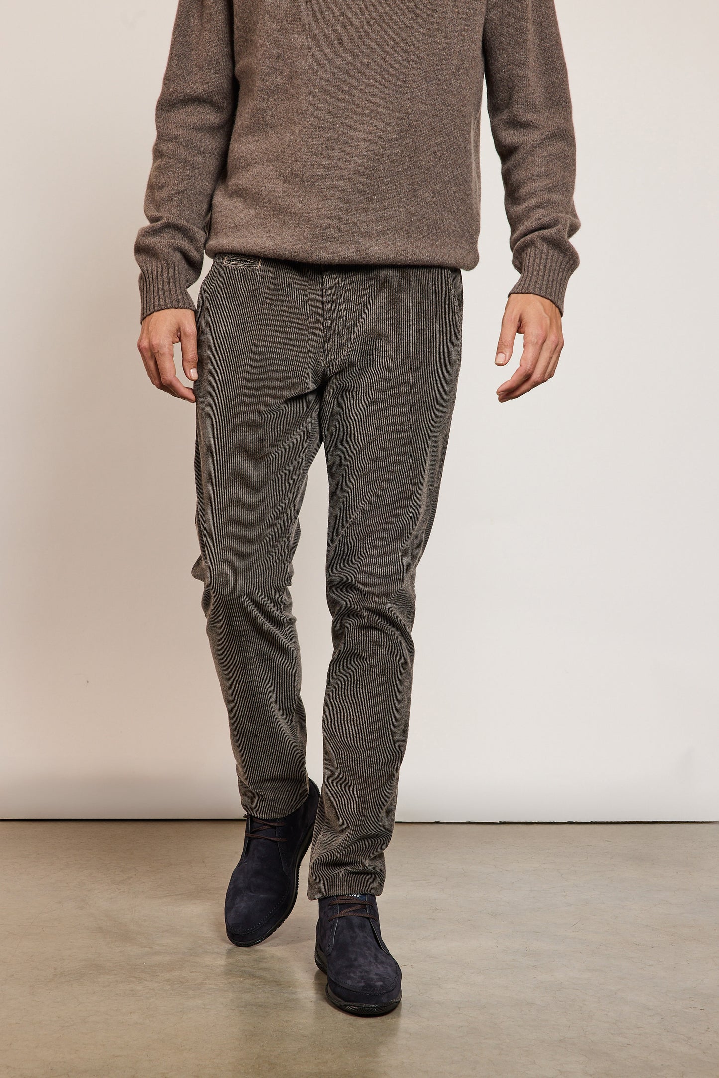 SLIM VELVET TROUSERS BROWN