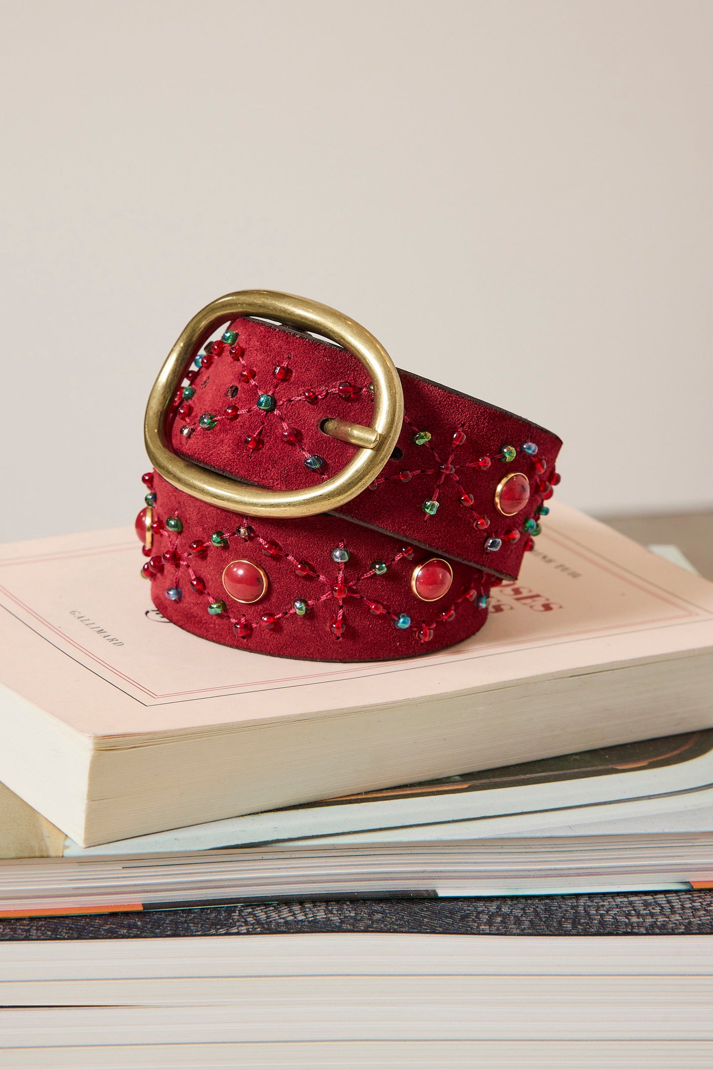 PEARLS SUEDE BELT RED
