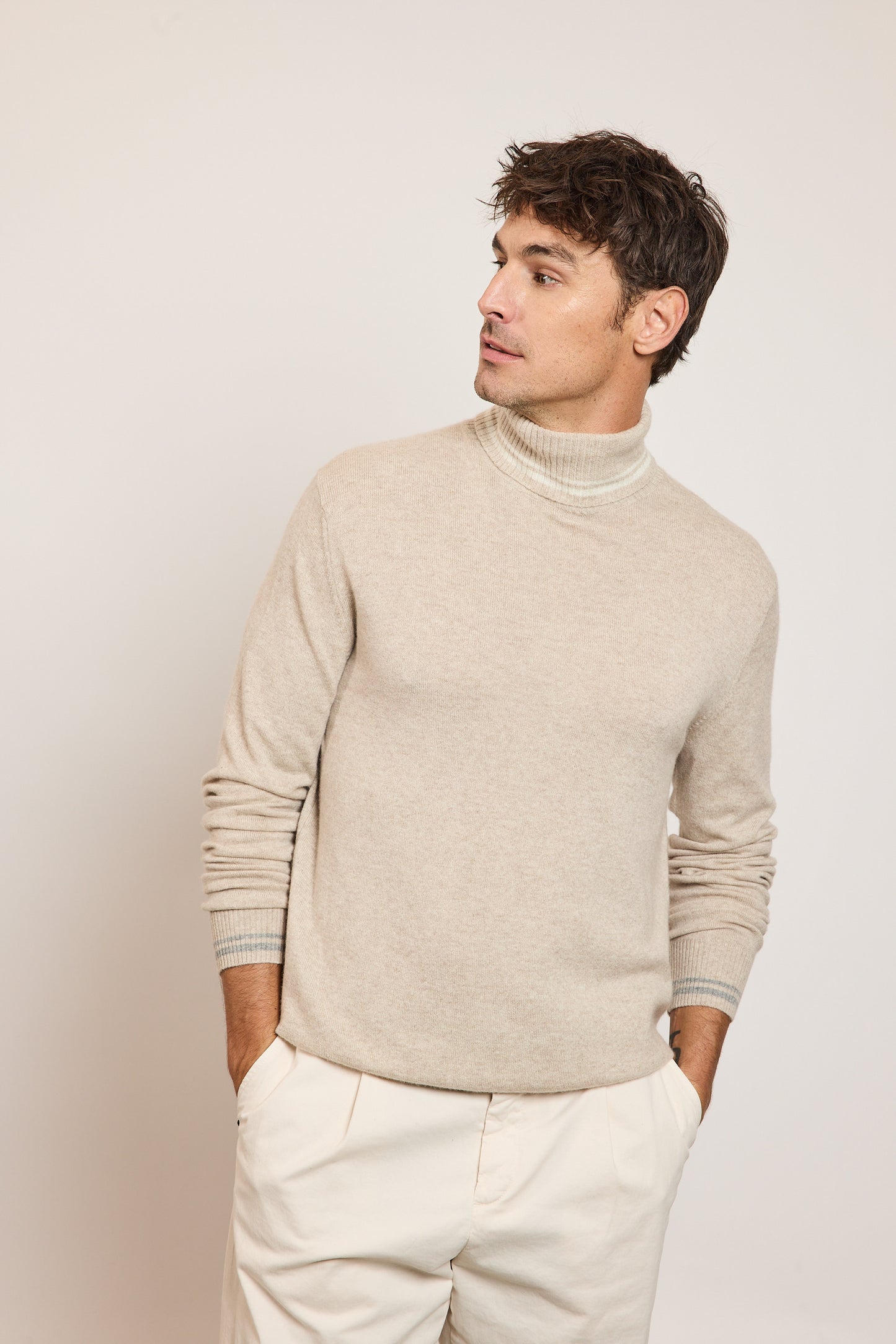 STRIPED CASHMERE TURTLENECK BEIGE