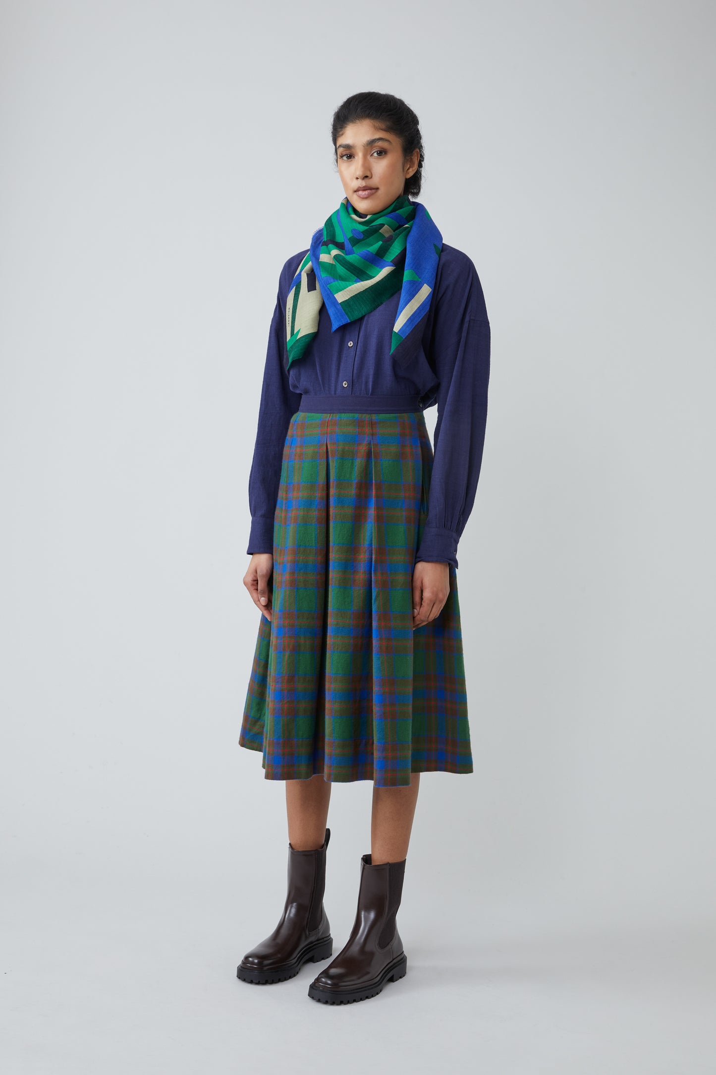 GEOMETRIC WOOL SCARF INDIGO