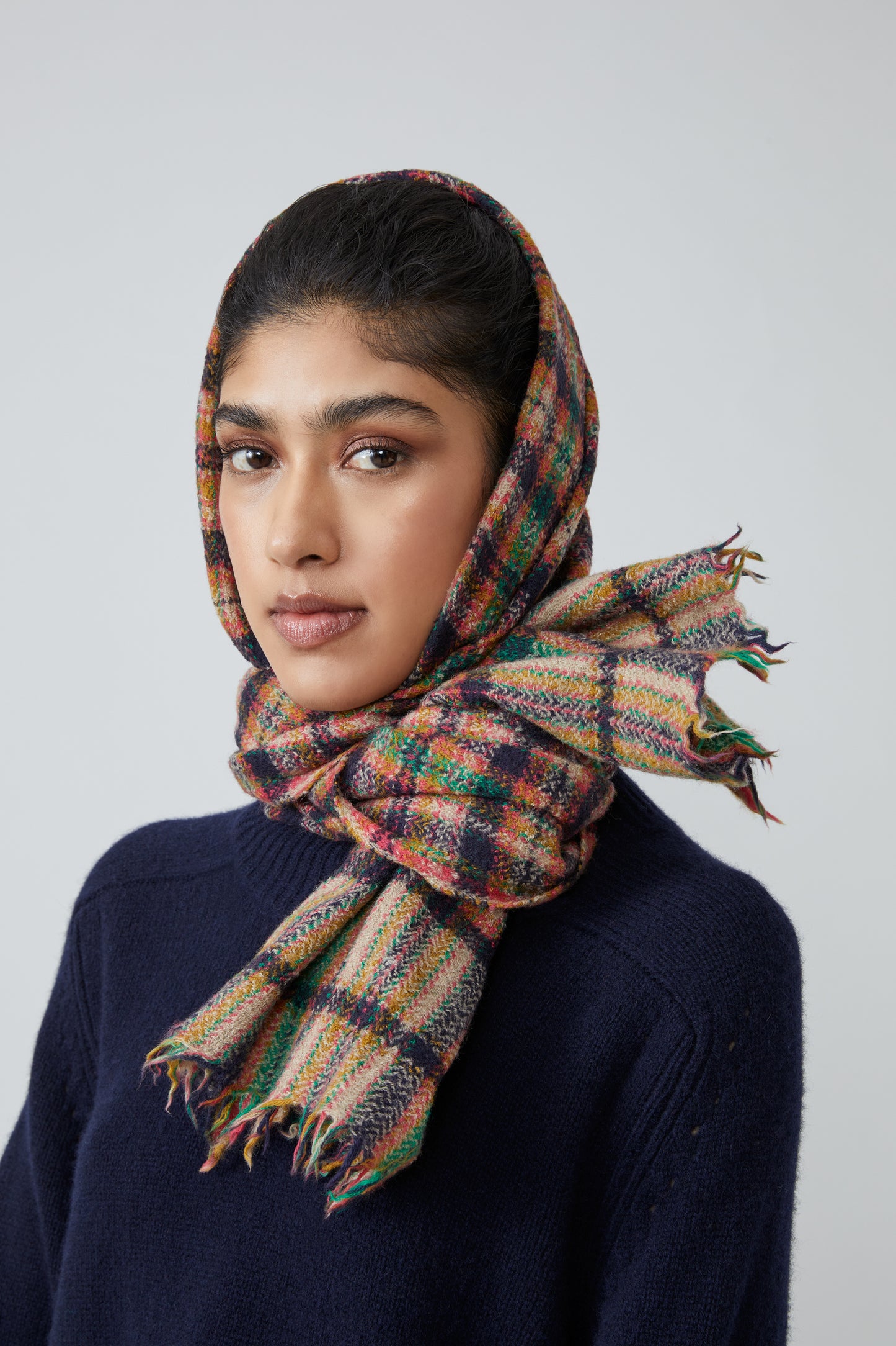 TARTAN WOOL SCARF NAVY