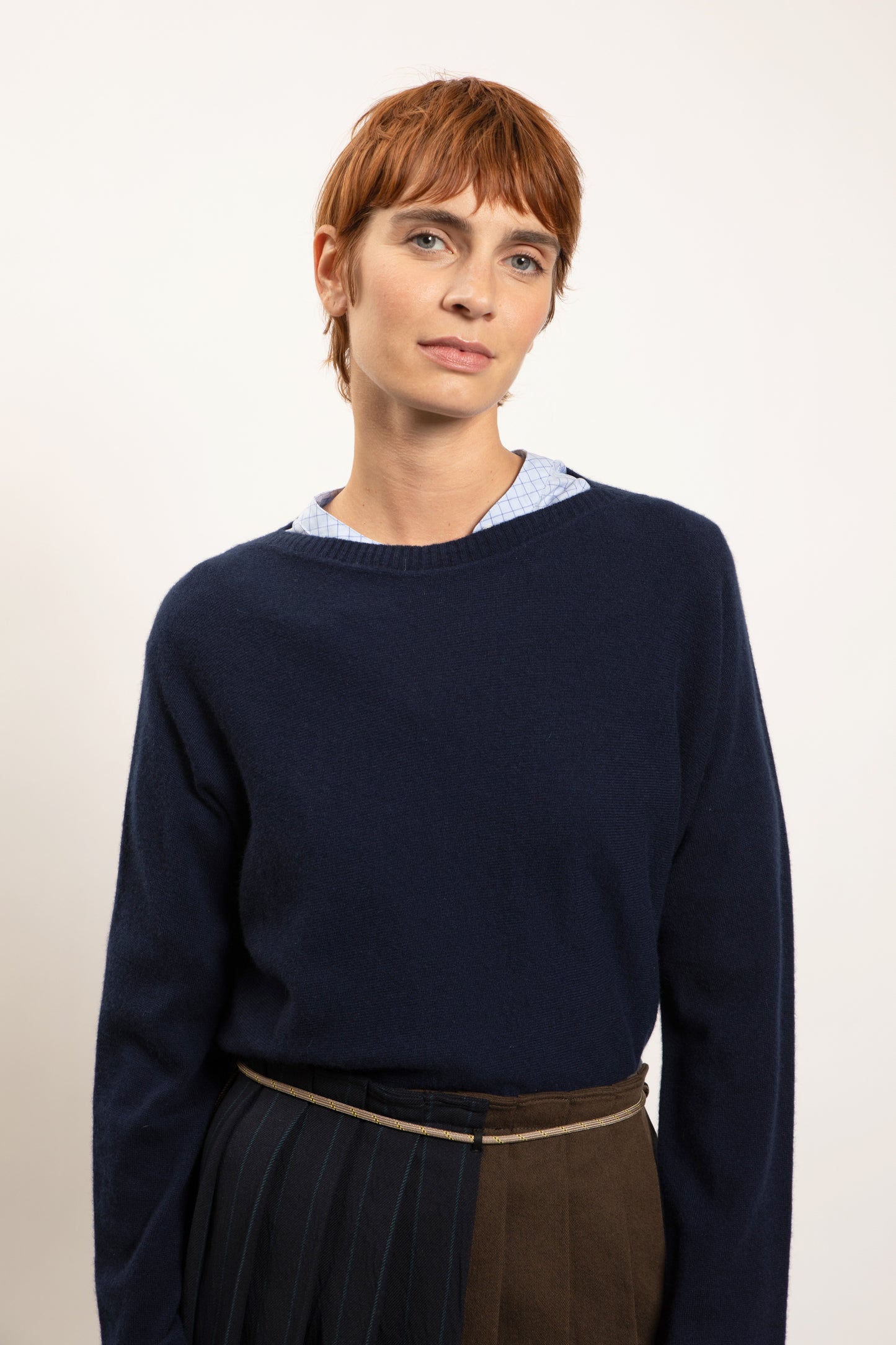 CASHMERE SWEATER NAVY
