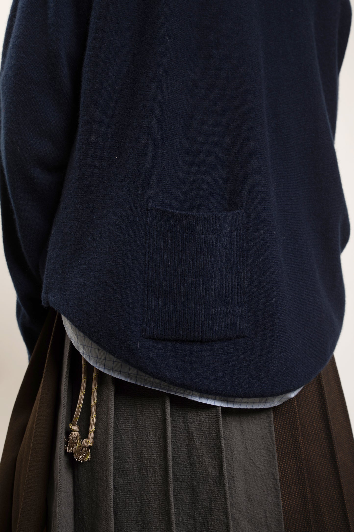 CASHMERE SWEATER NAVY
