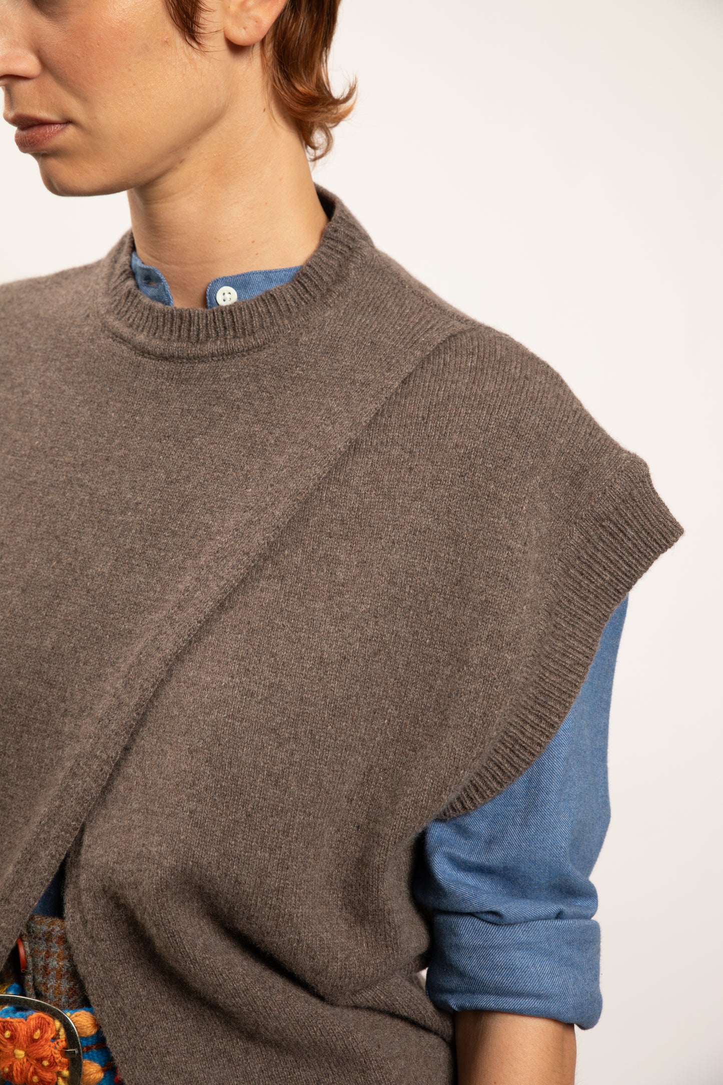 SLEEVELESS RECYCLED CASHMERE VISON