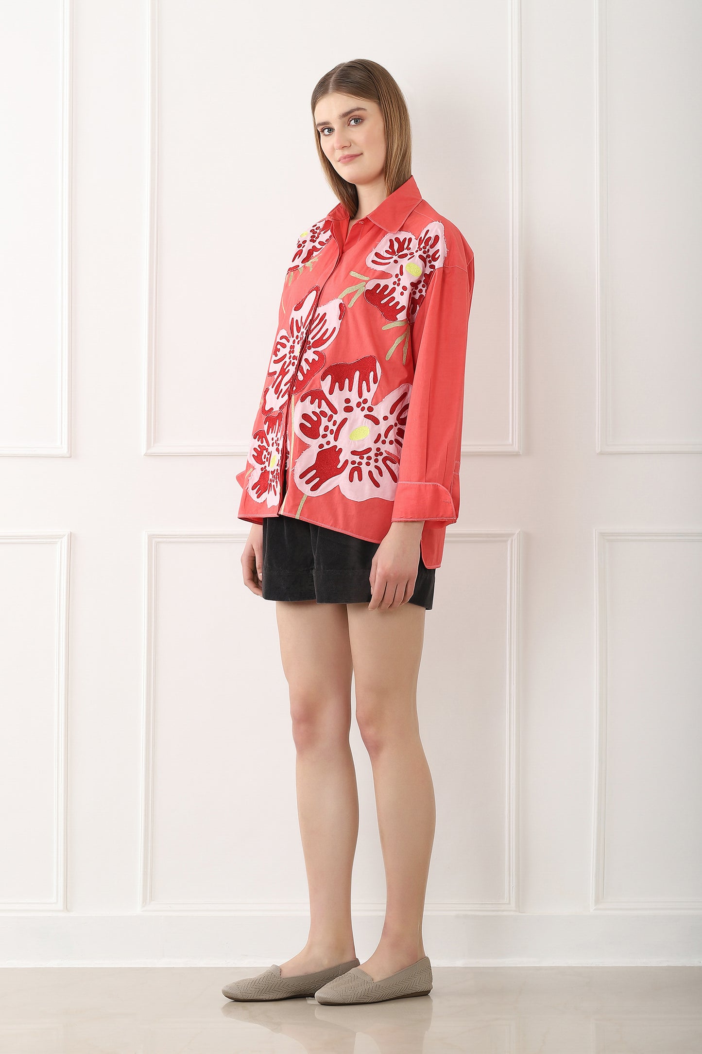 CHEMISE BRODÉE MAXI FLEURS BLEUE