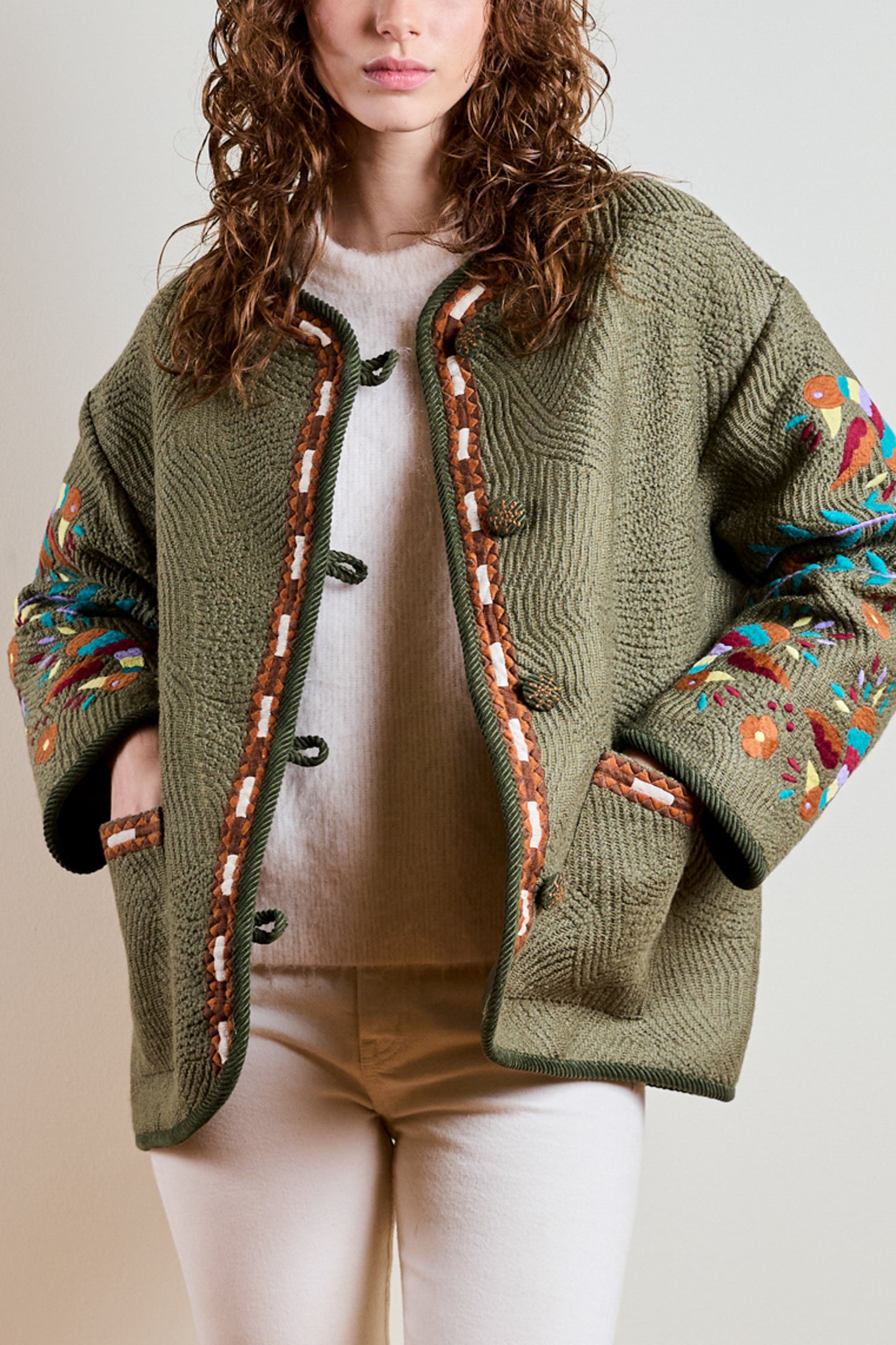 EMBROIDERED JACKET GREEN
