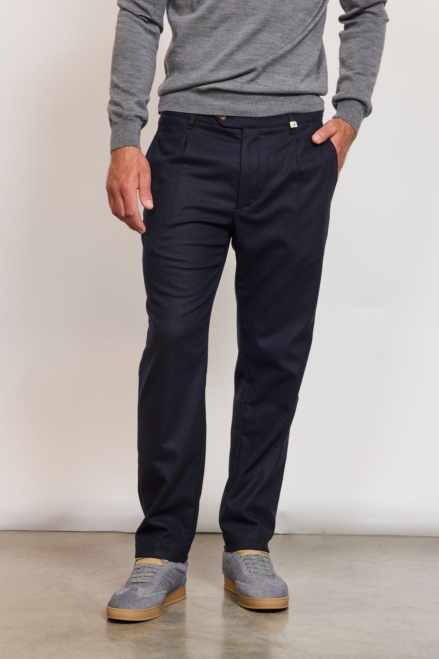 STRAIGHT TROUSERS NAVY