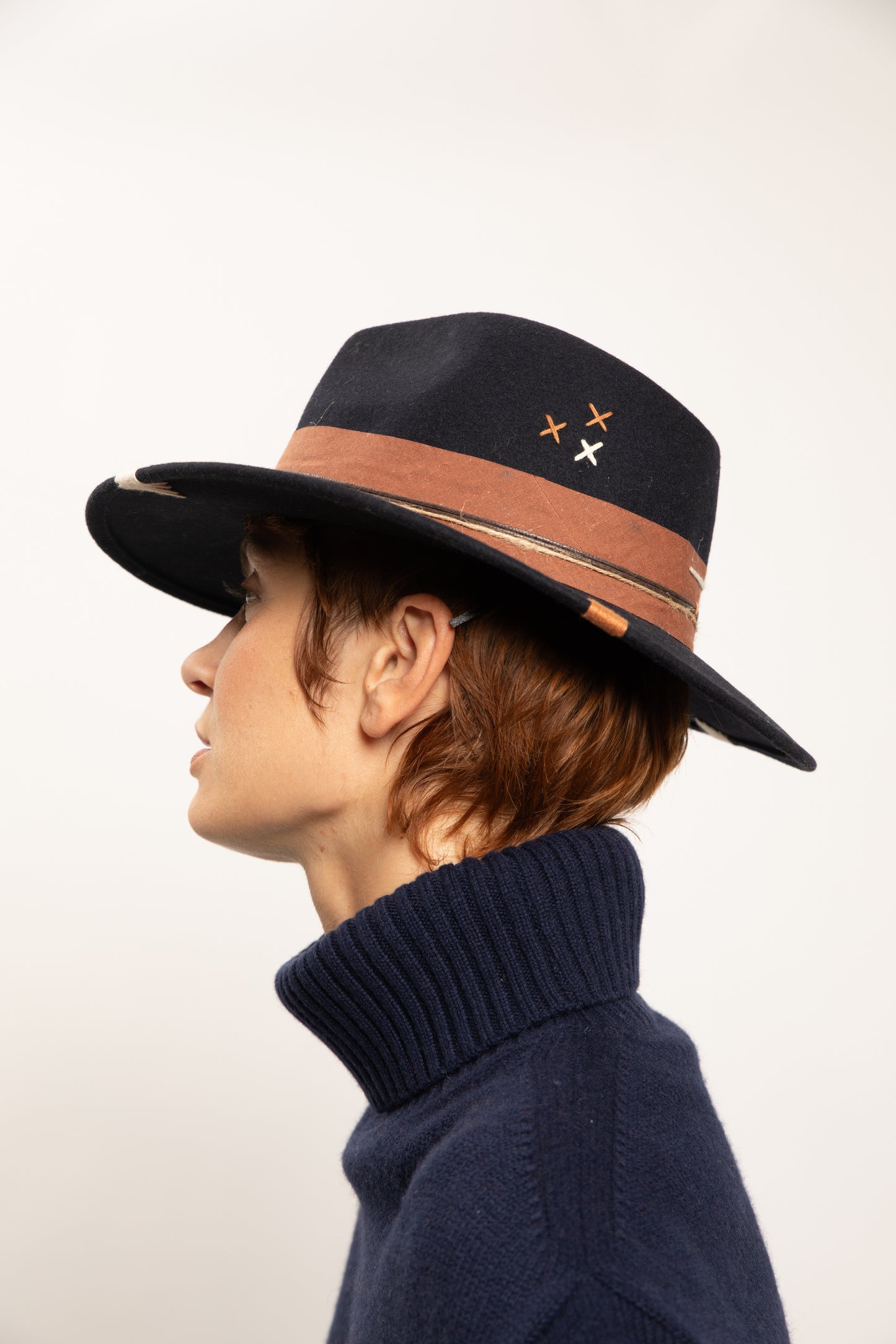 CHAPEAU BRODÉ MARINE