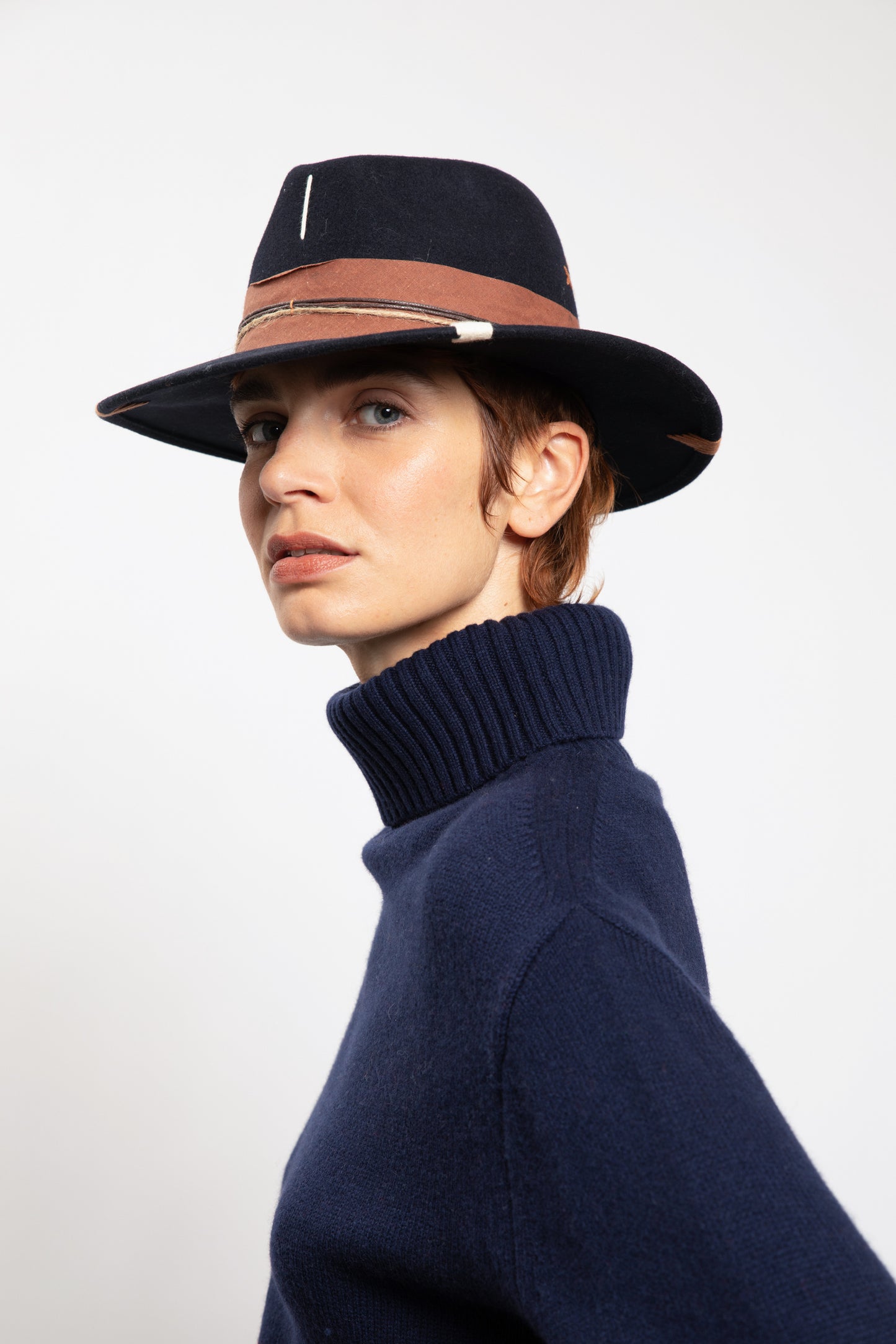 CHAPEAU BRODÉ MARINE