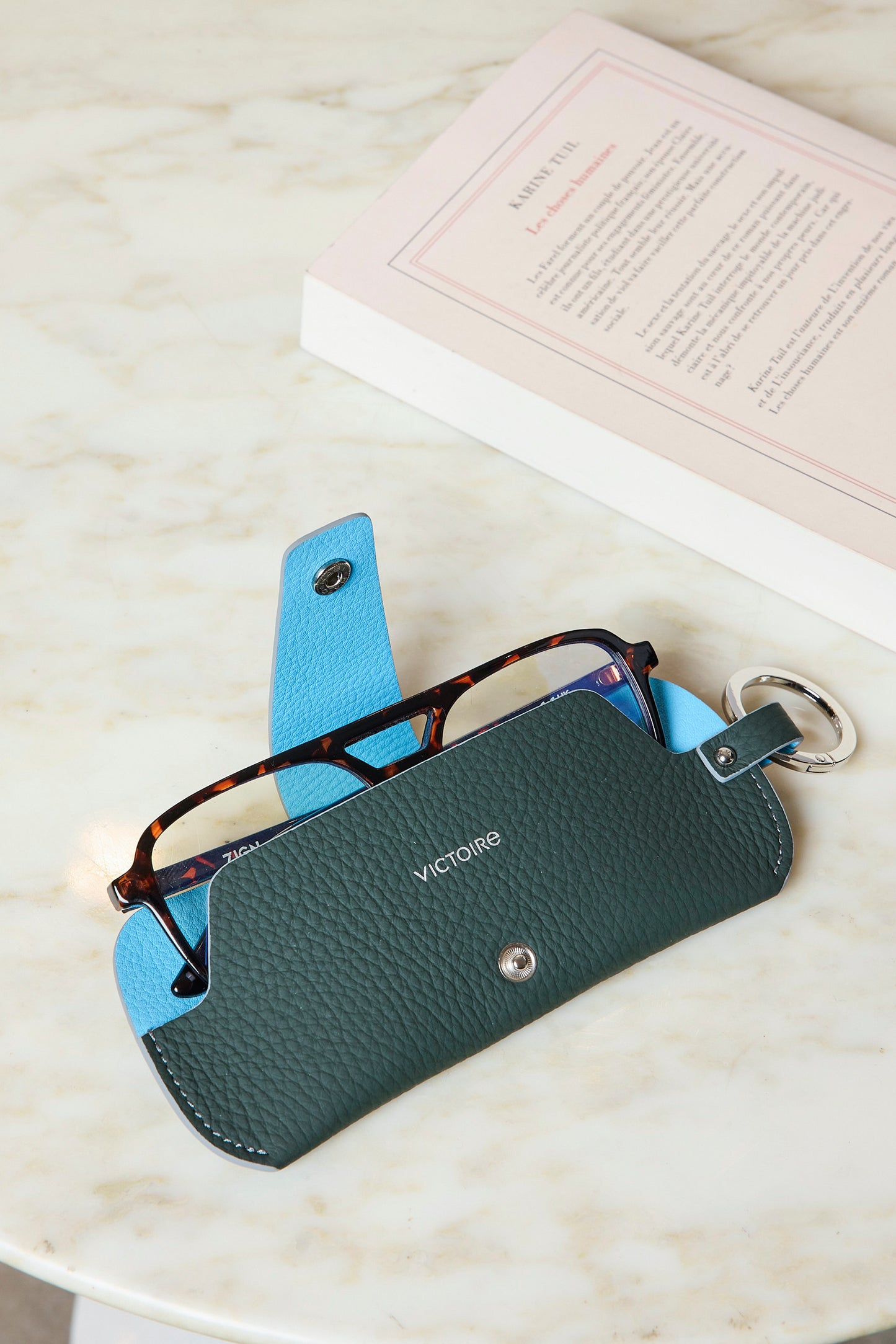 GLASSES HOLDER KHAKI BLUE