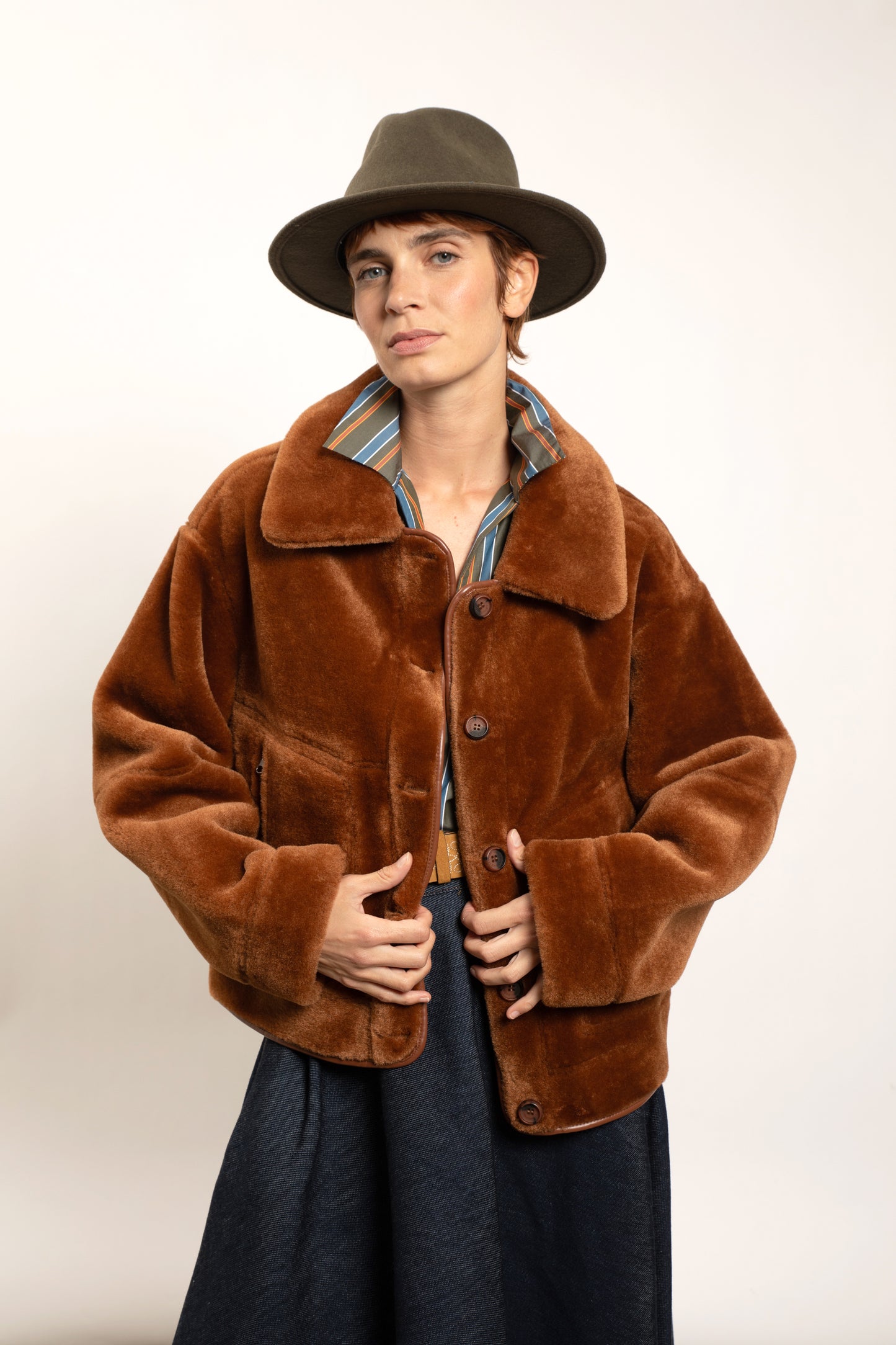 REVERSIBLE FAUX FUR JACKET SQUIRREL