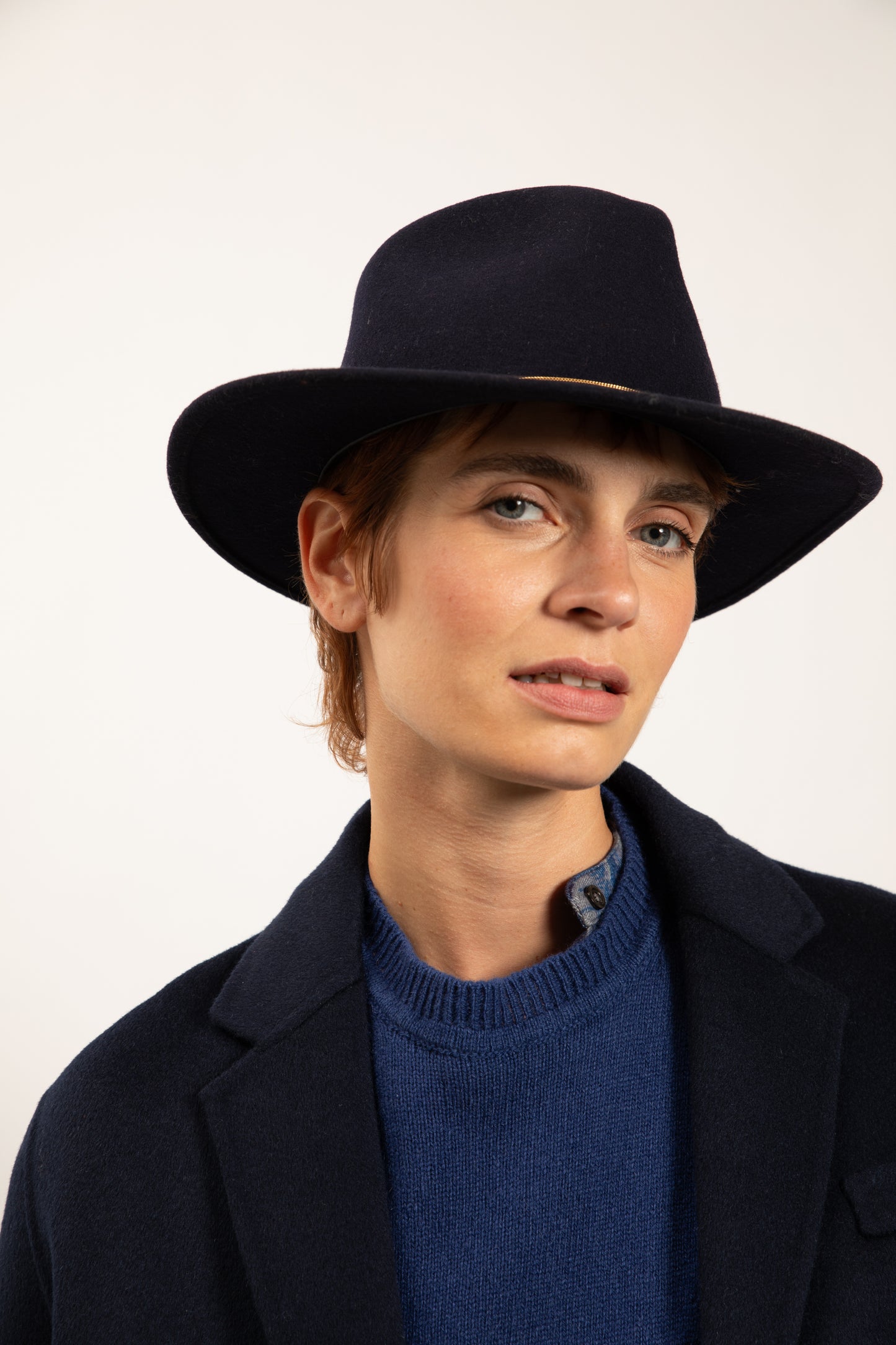 EMBRODERED EAGLE HAT NAVY