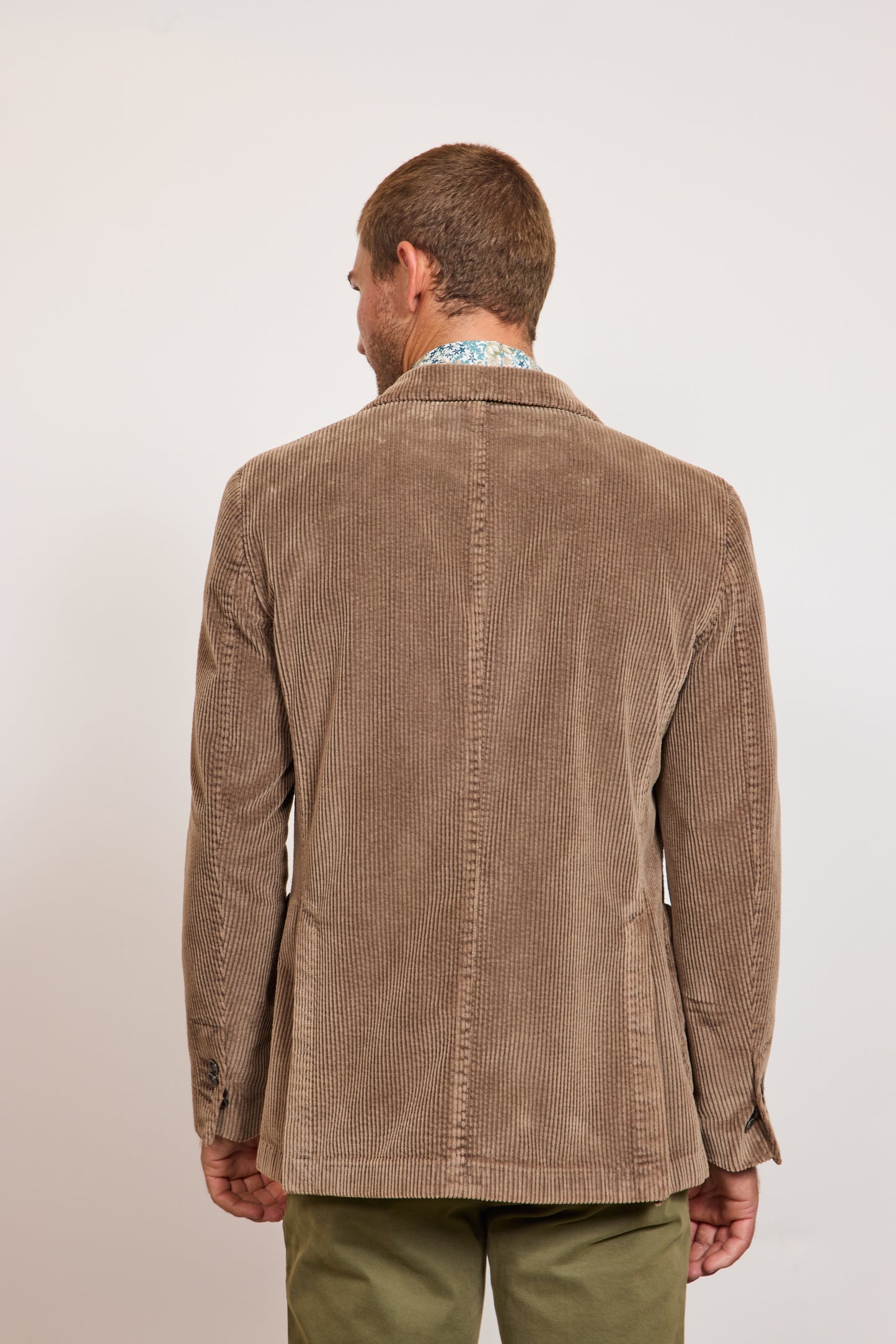 VESTE EN VELOURS MARRON GLACÉ
