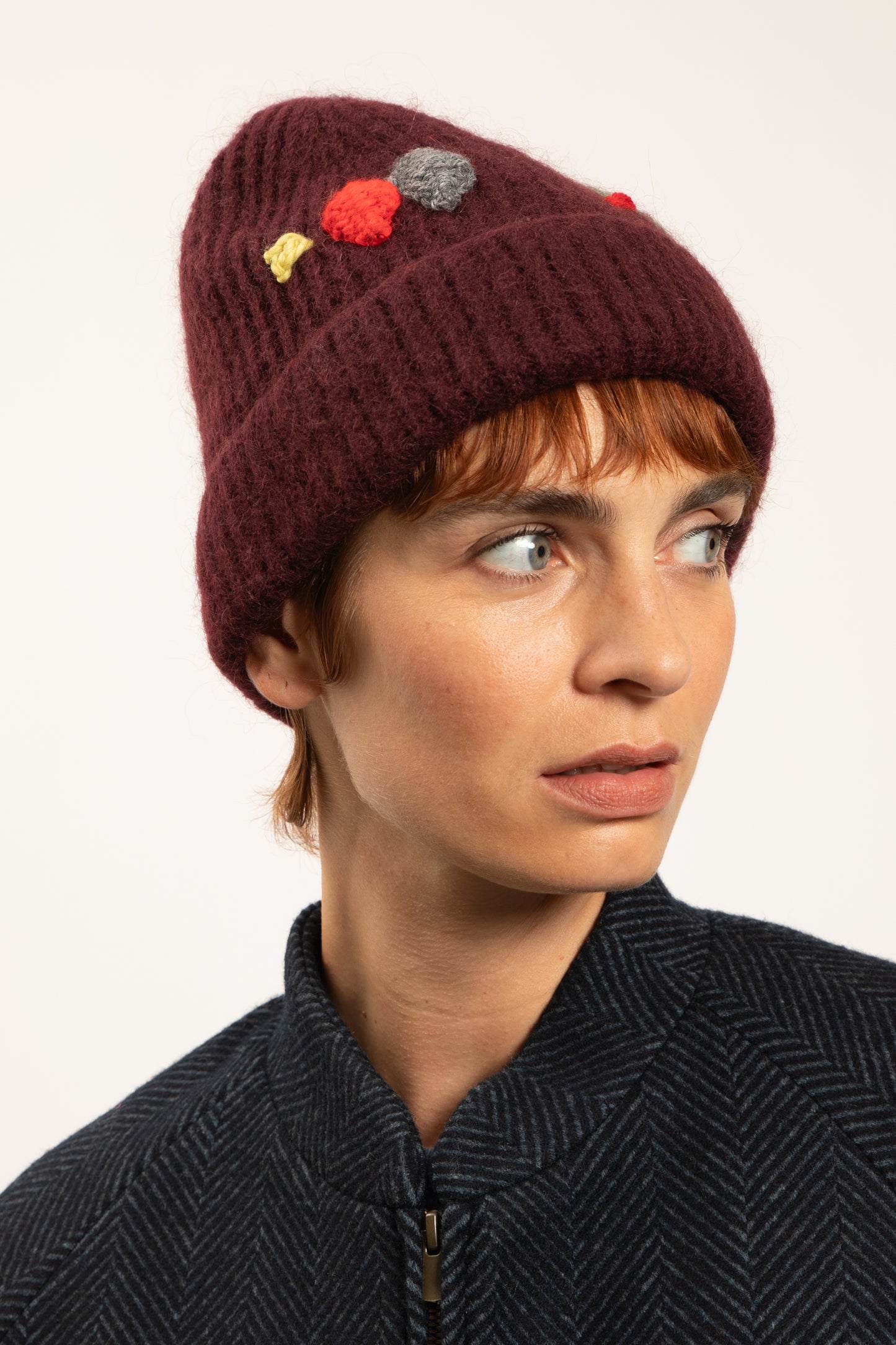 EMBOIDERED WOOL HAT BURGUNDY