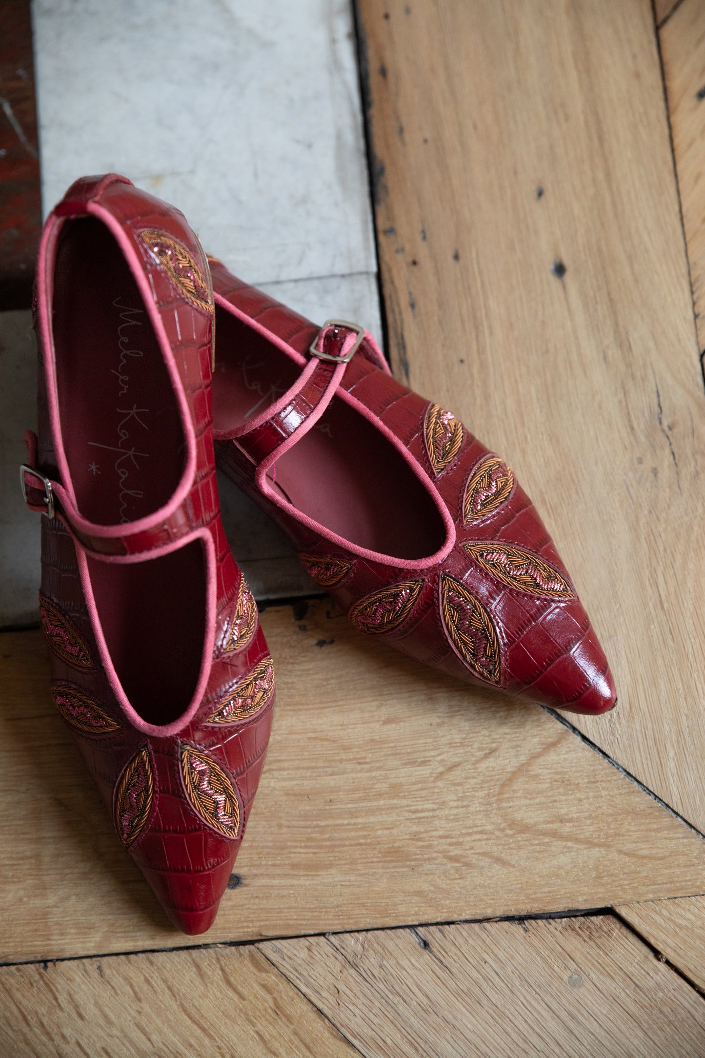 EMBROIDERED BALLET FLATS BURGUNDY