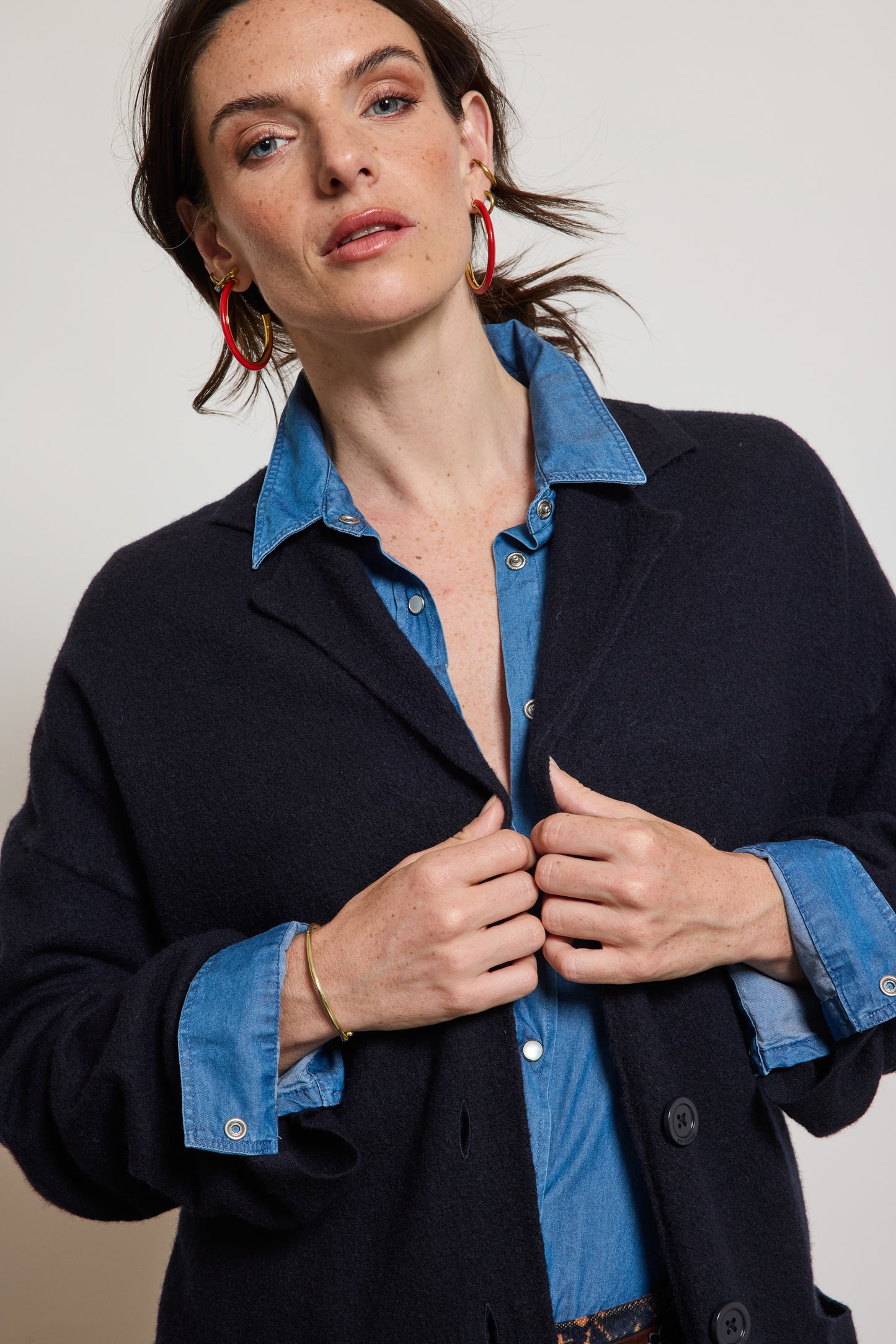 MANTEAU EN MAILLE MARINE