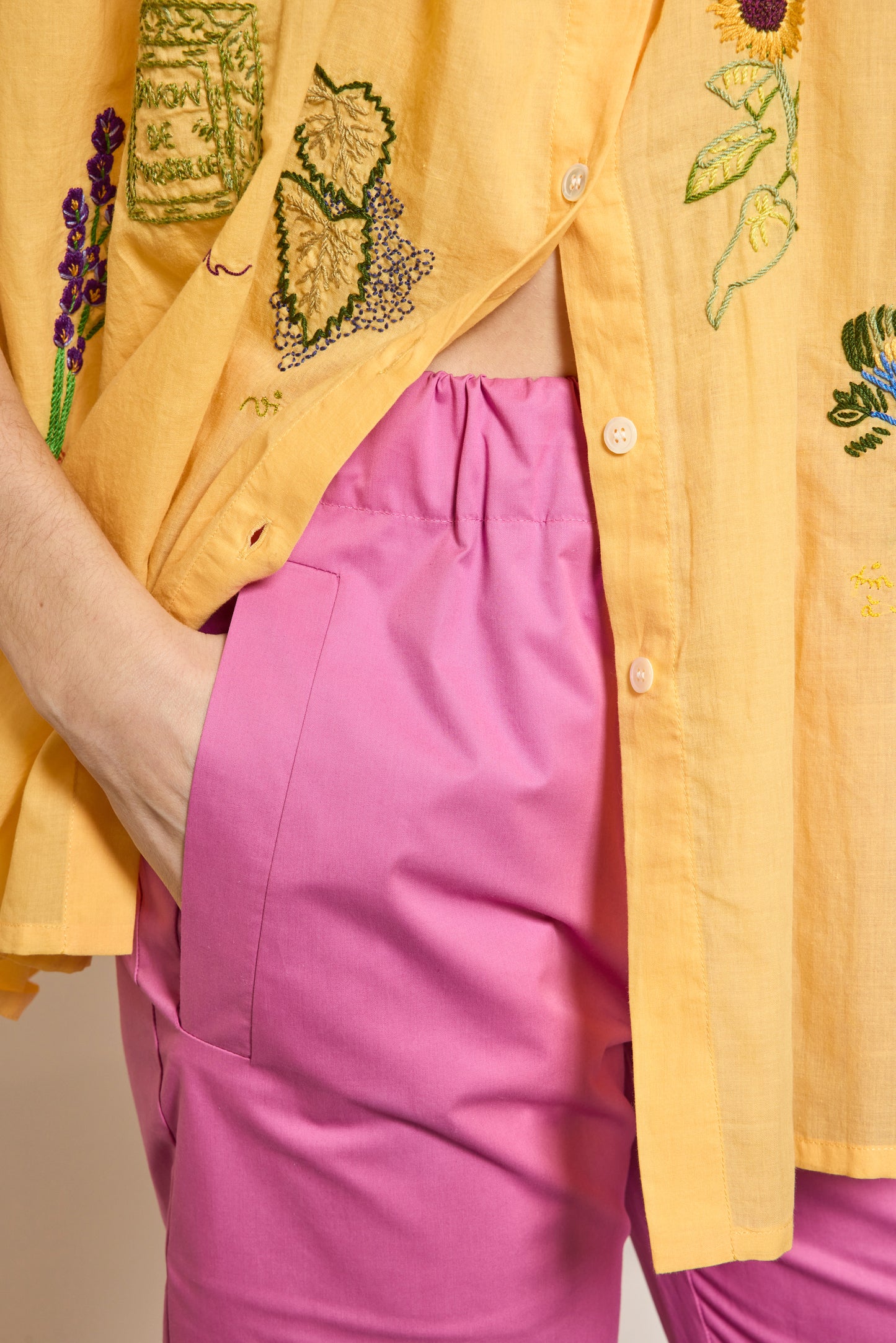 PANTALON CAROTTE ROSE