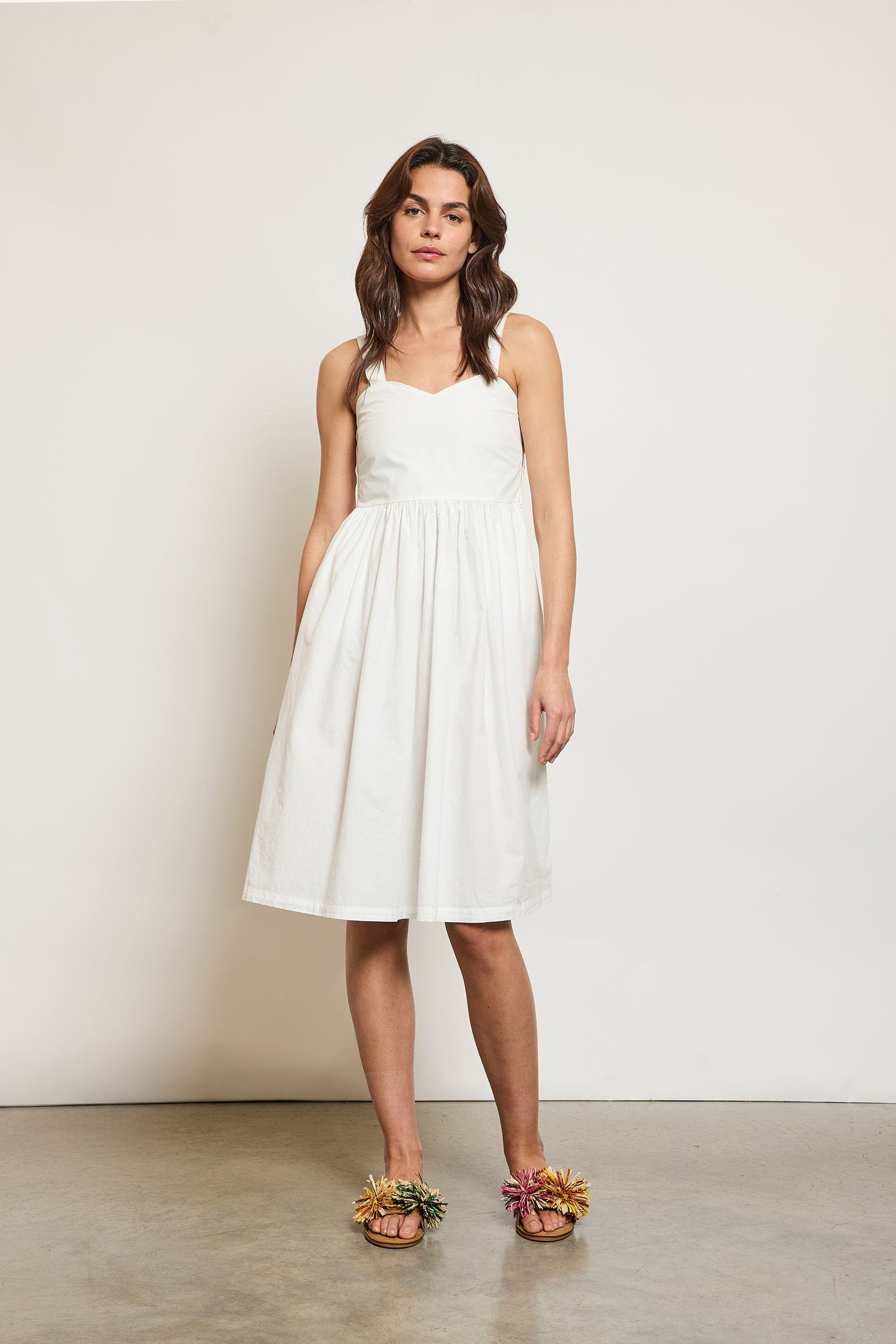 ROBE À BRETELLES BLANCHE