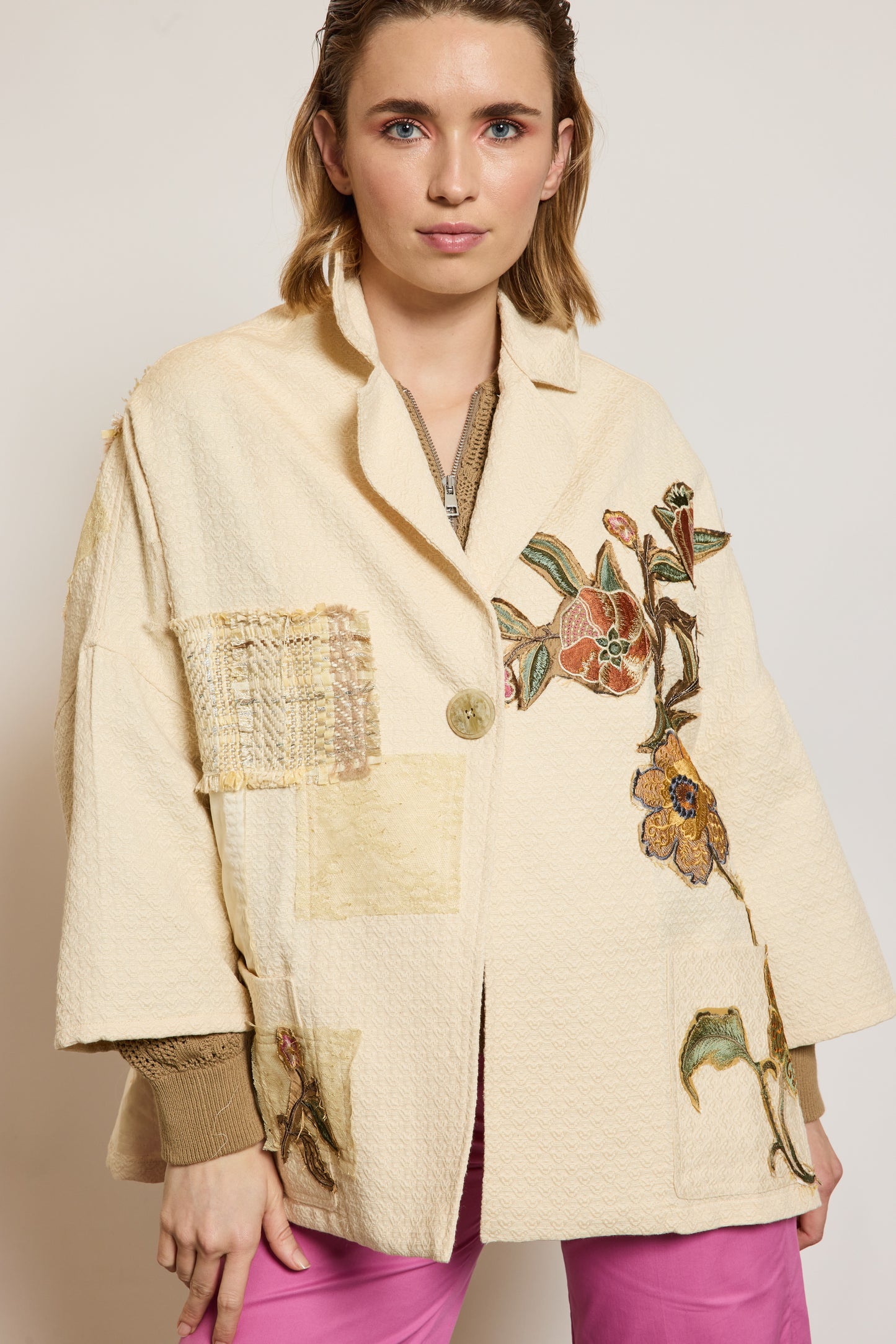 VESTE BRODÉE ÉCRUE