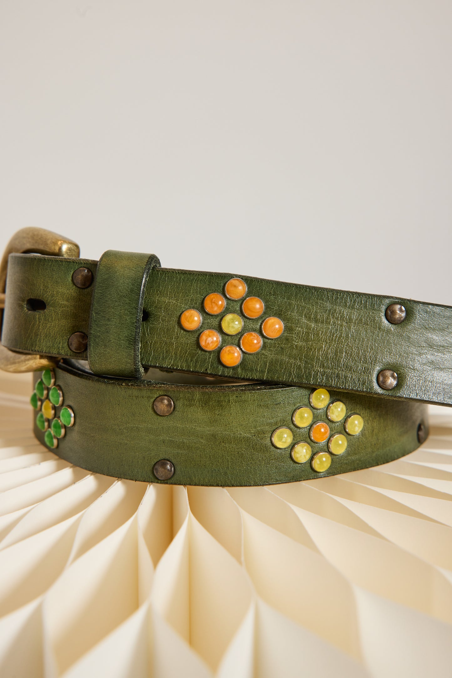 CEINTURE FLEURS PERLES VERT