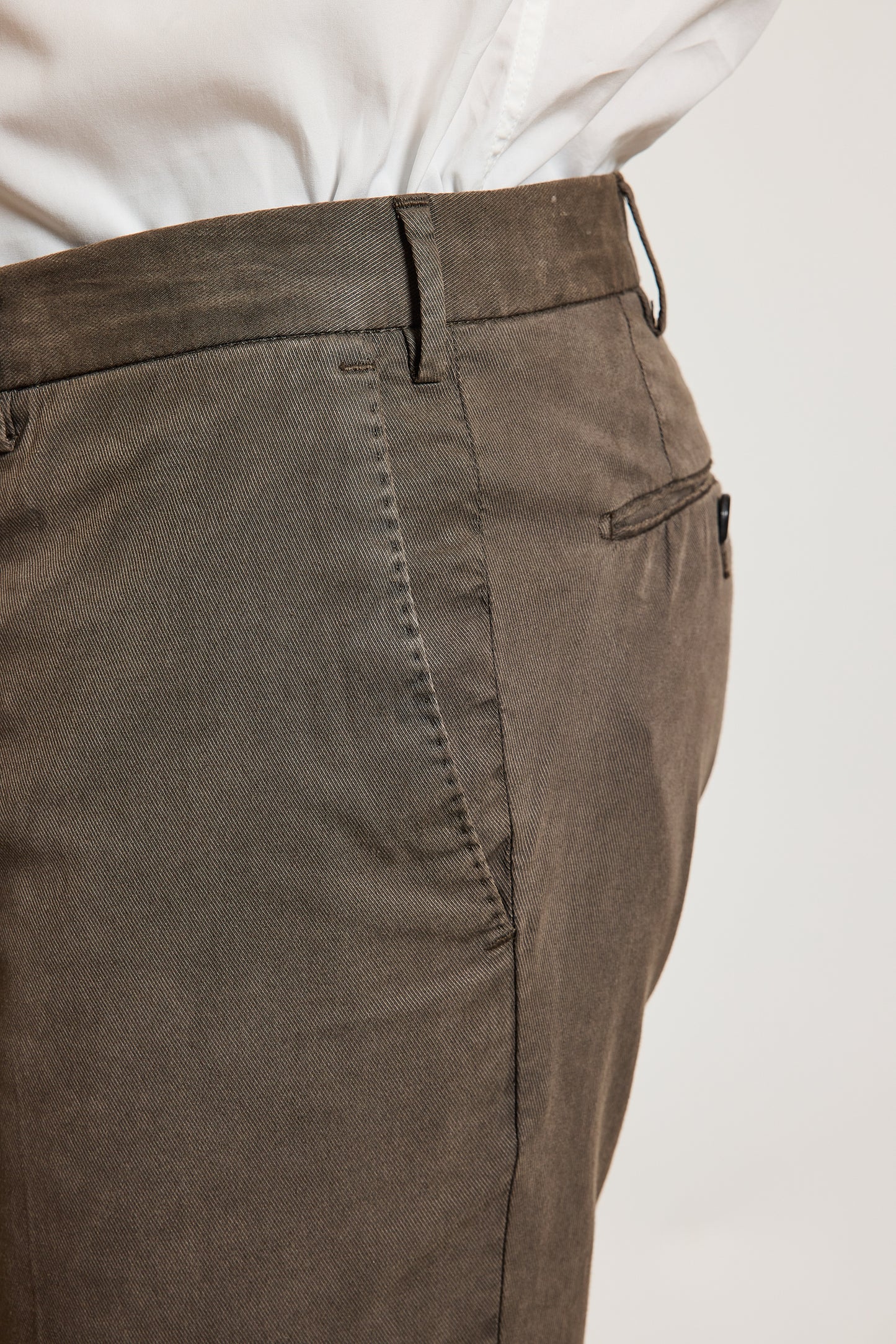 PANTALON SLIM FIT CHOCOLAT