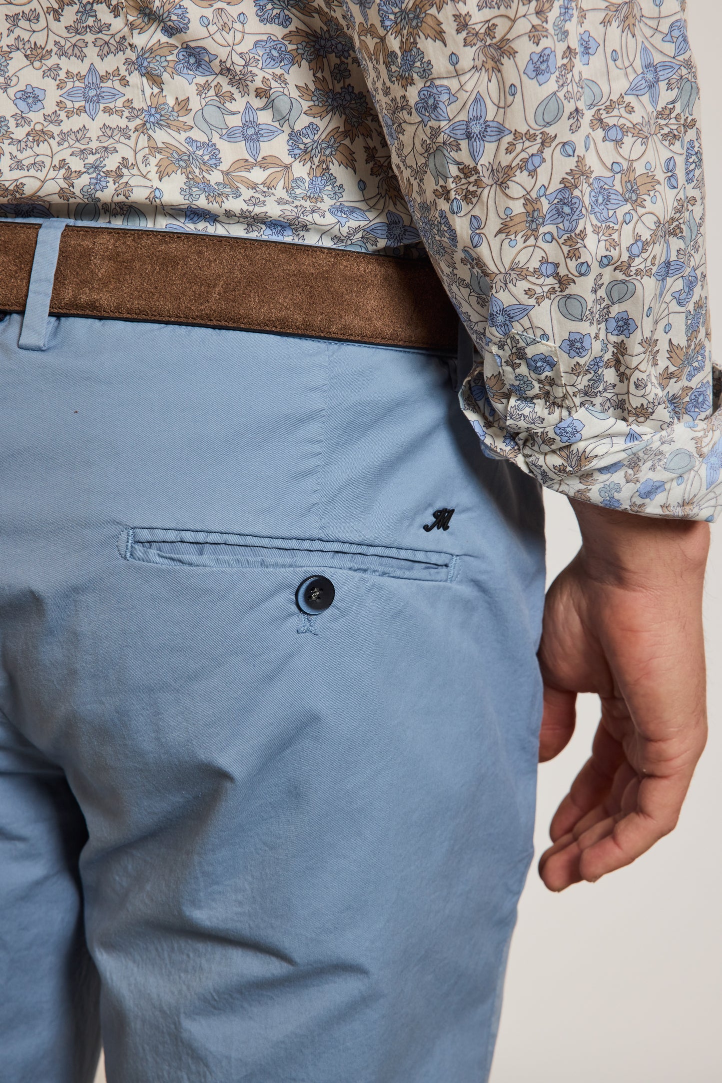 PANTALON EN GABARDINE CIEL